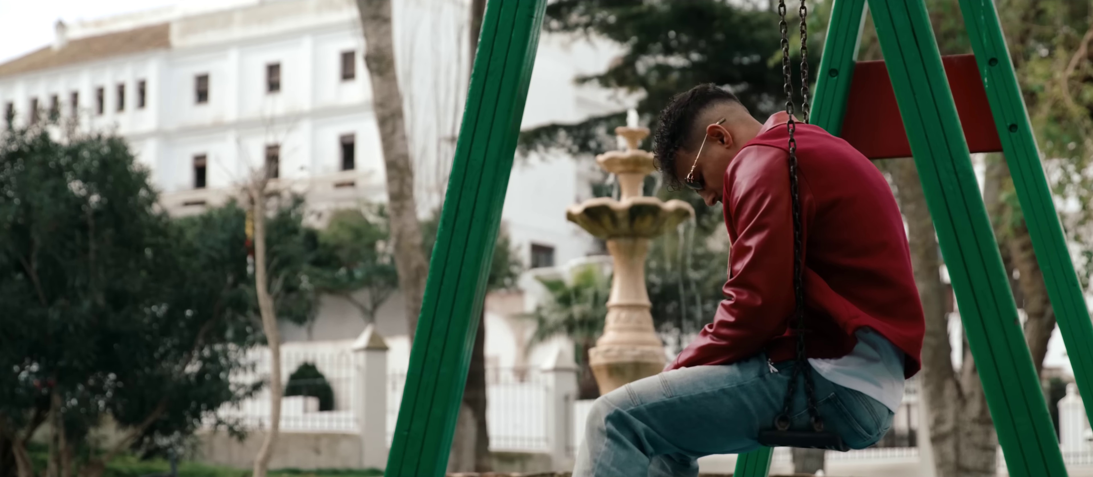 Premier Amour (2023) —  shot,  lighting