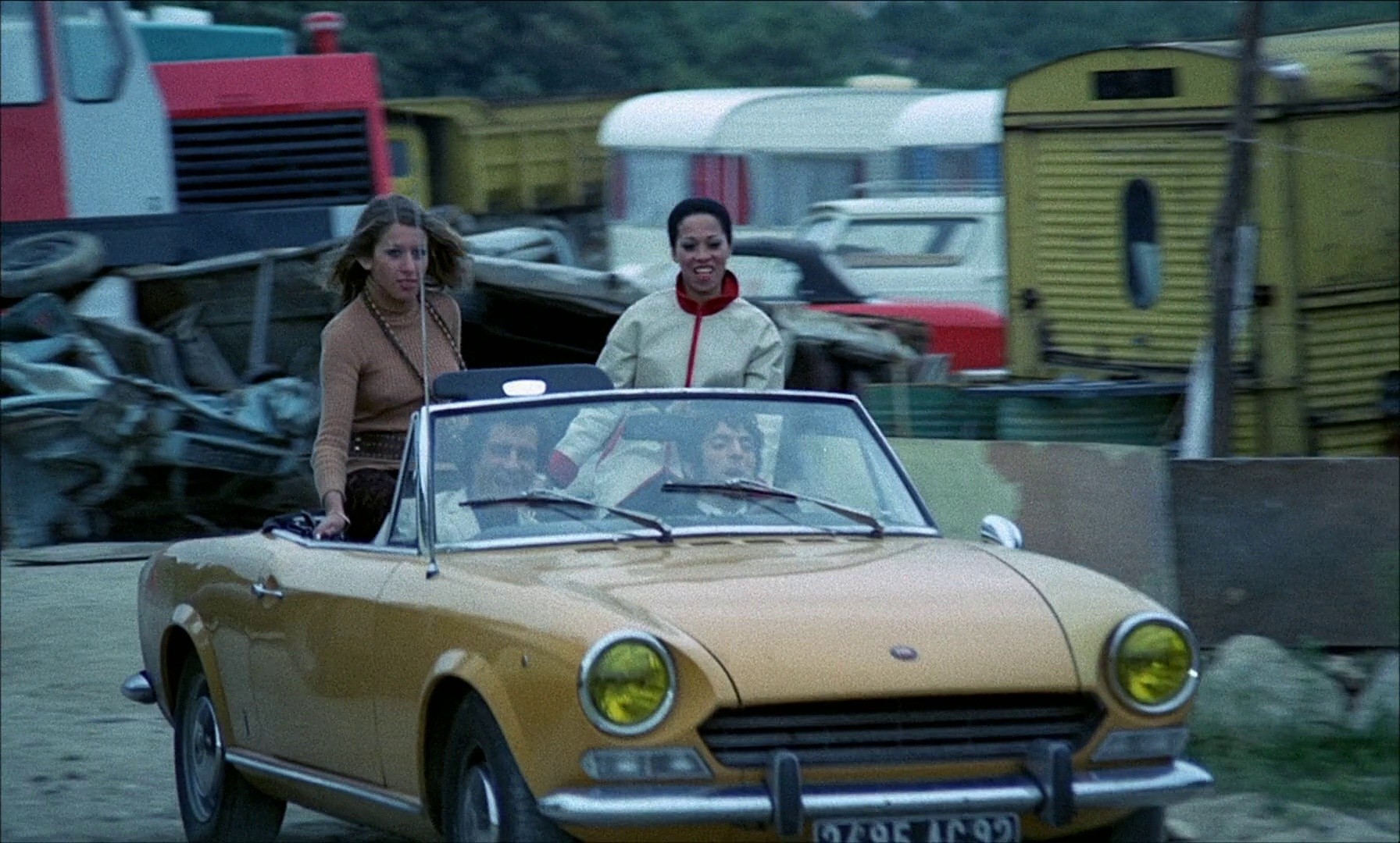 Max and the Junkmen (1971) —  shot,  lighting