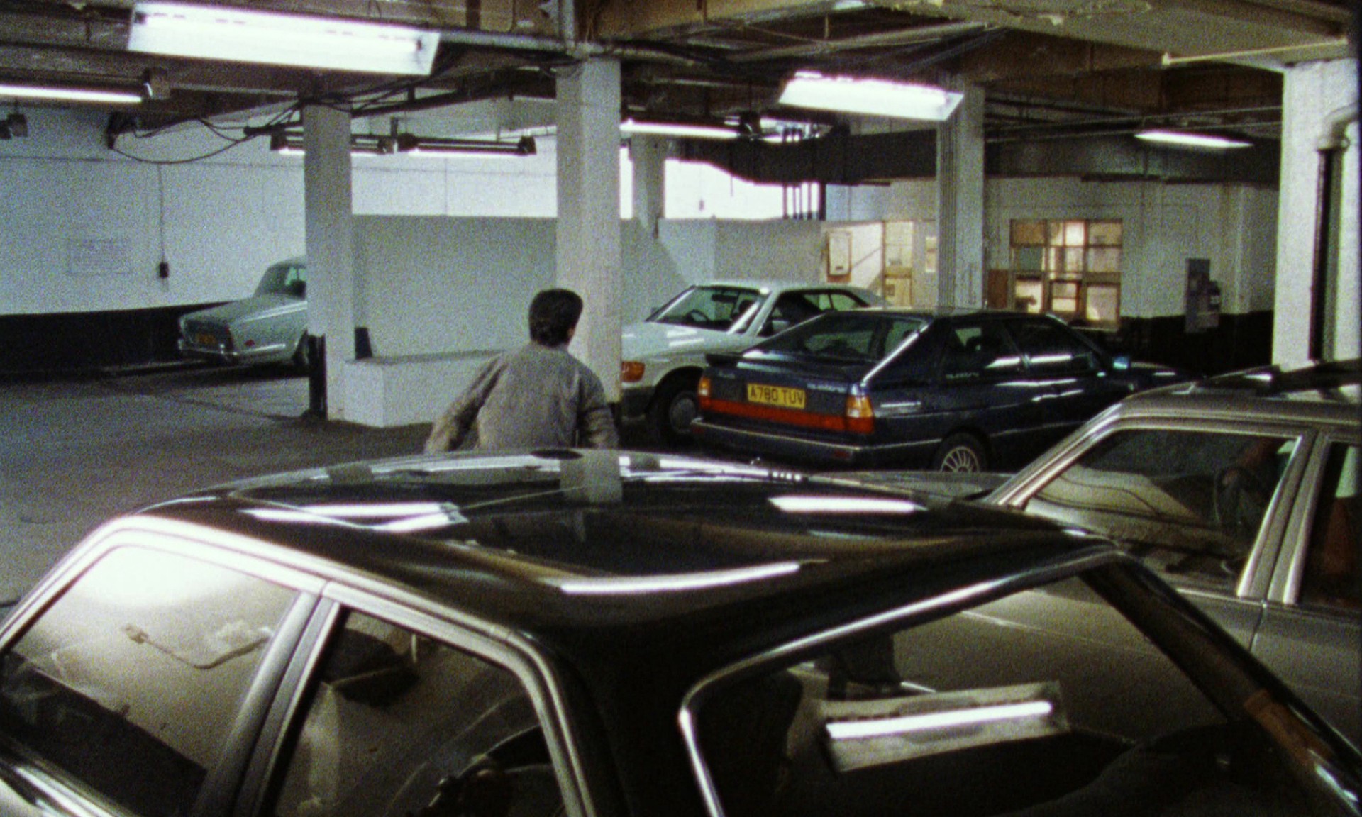 My Beautiful Laundrette (1985) —  shot,  lighting