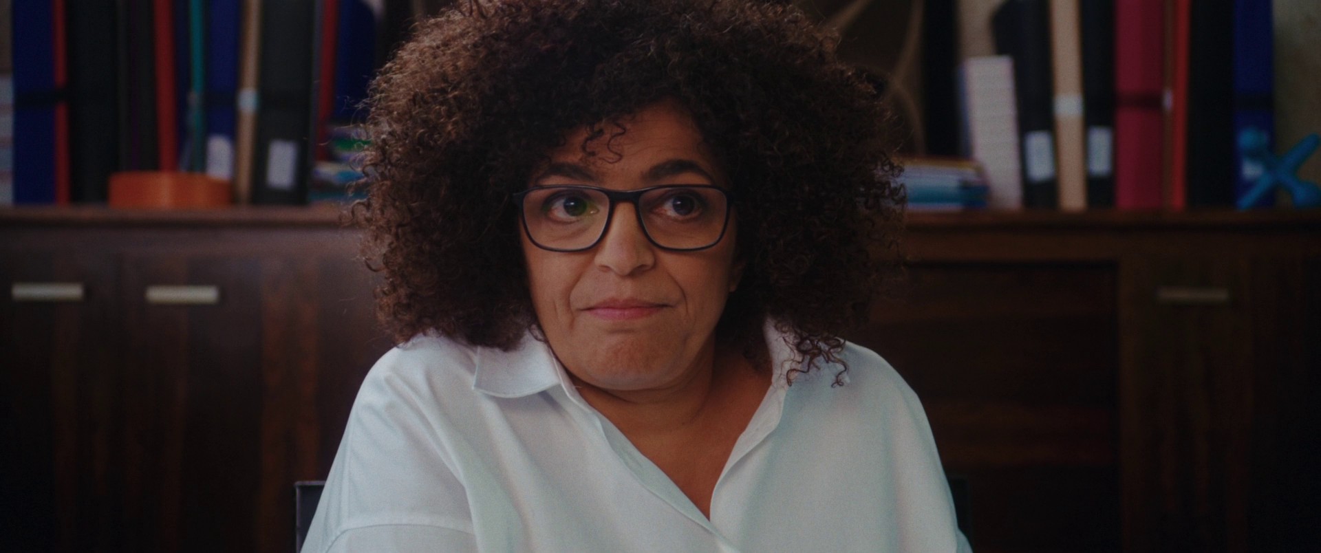 Everybody Loves Jeanne (2022) —  shot,  lighting