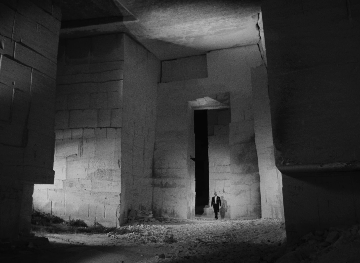 Testament of Orpheus (1960) —  shot,  lighting