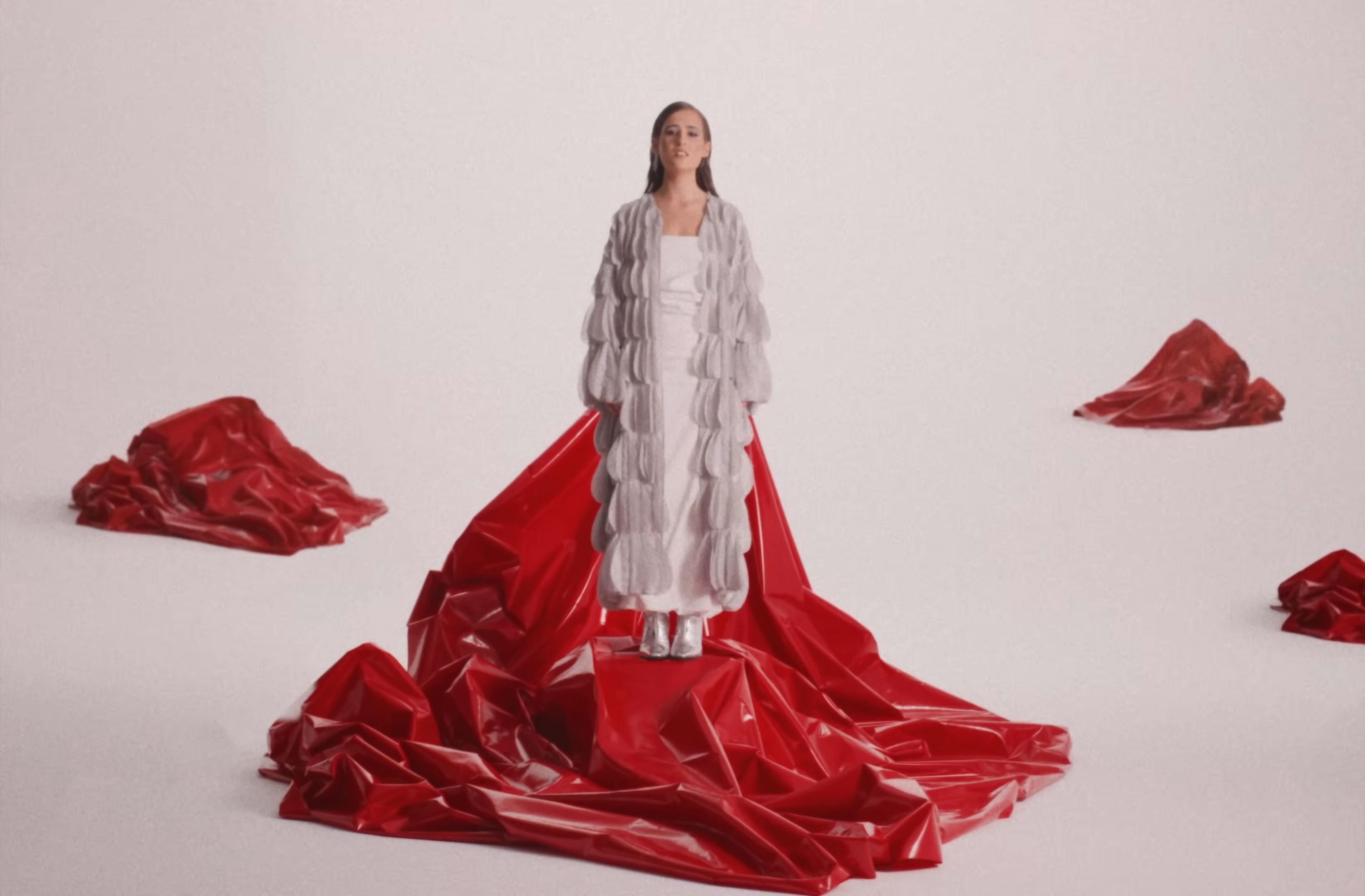 Três e Meia (2024) —  shot,  lighting