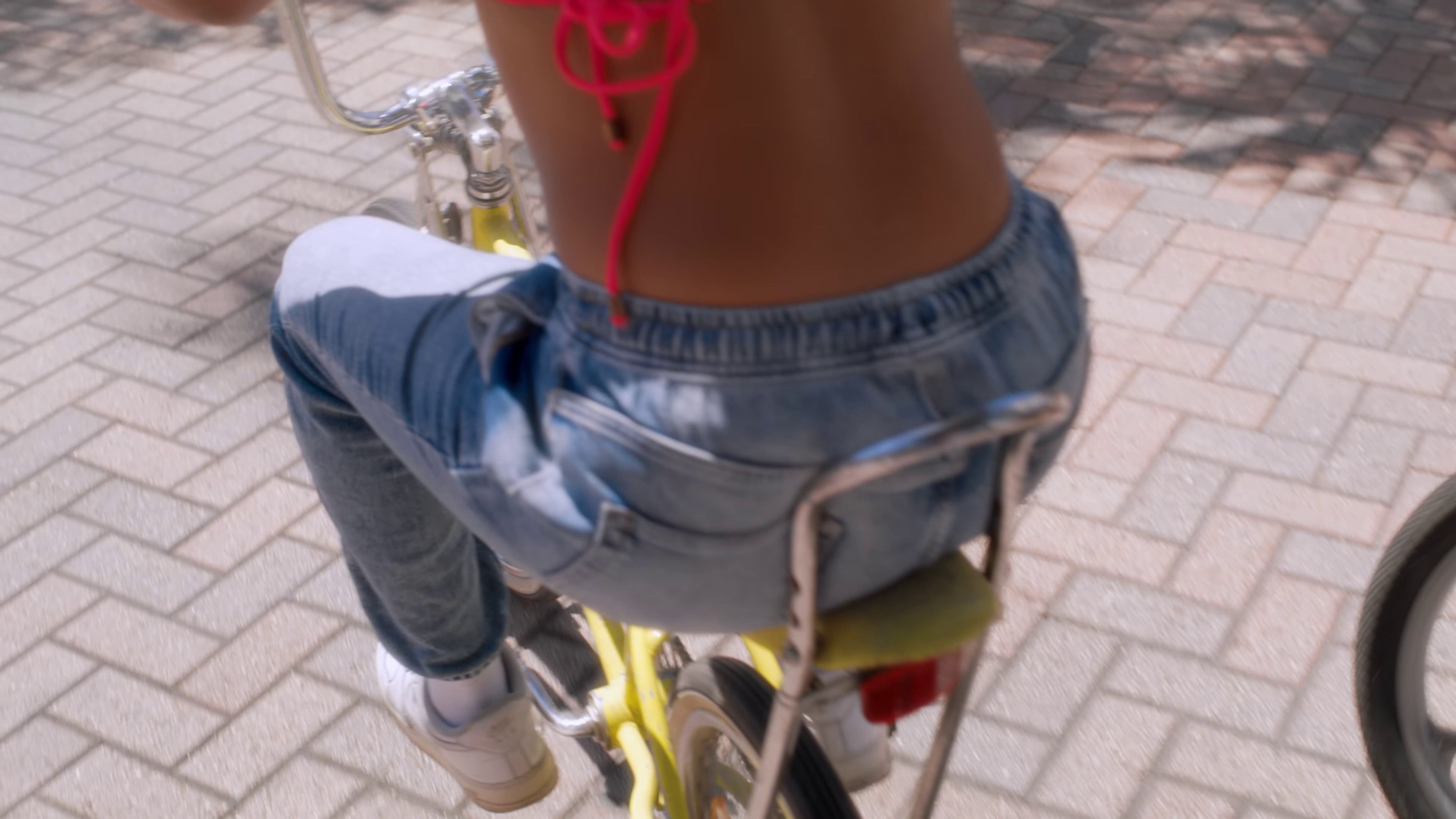 All Tinted  (2019) —  shot,  lighting