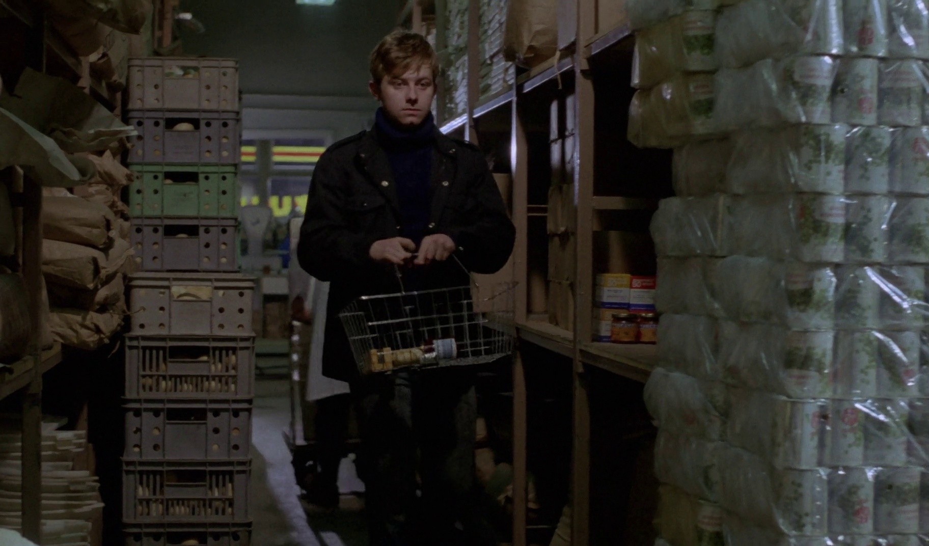 A Short Film About Love (1989) —  shot,  lighting