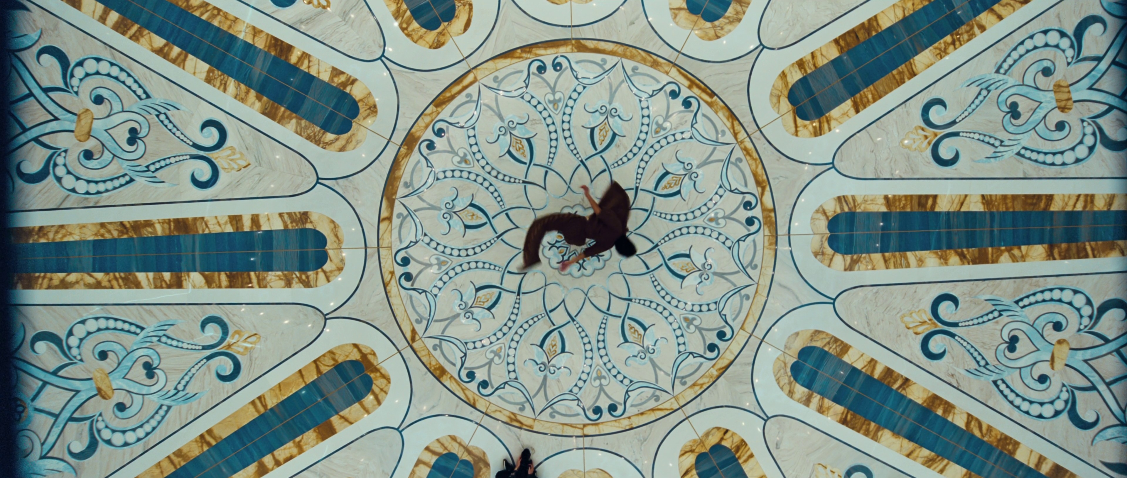 Experience Abu Dhabi - Find Your Pace (2024) —  shot,  lighting