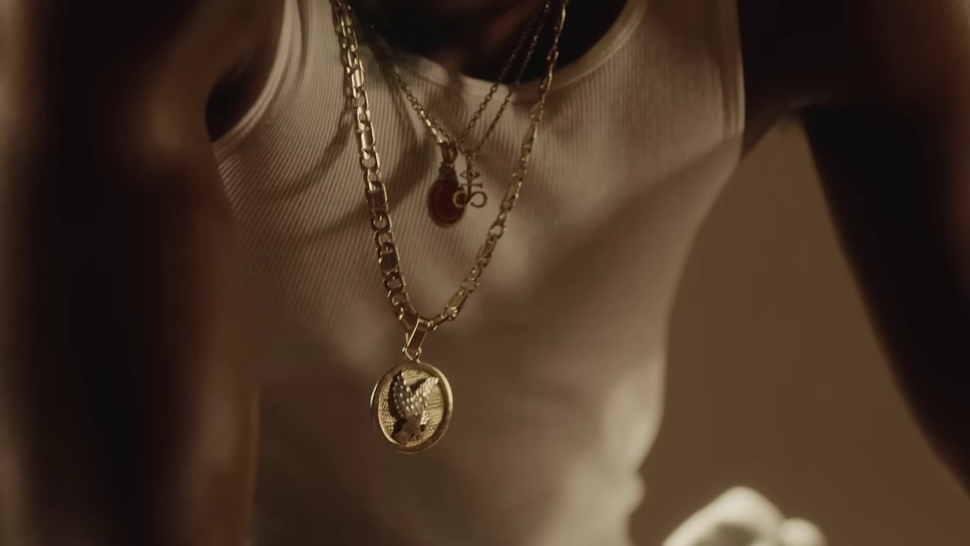 Fallin' (2023) —  shot,  lighting