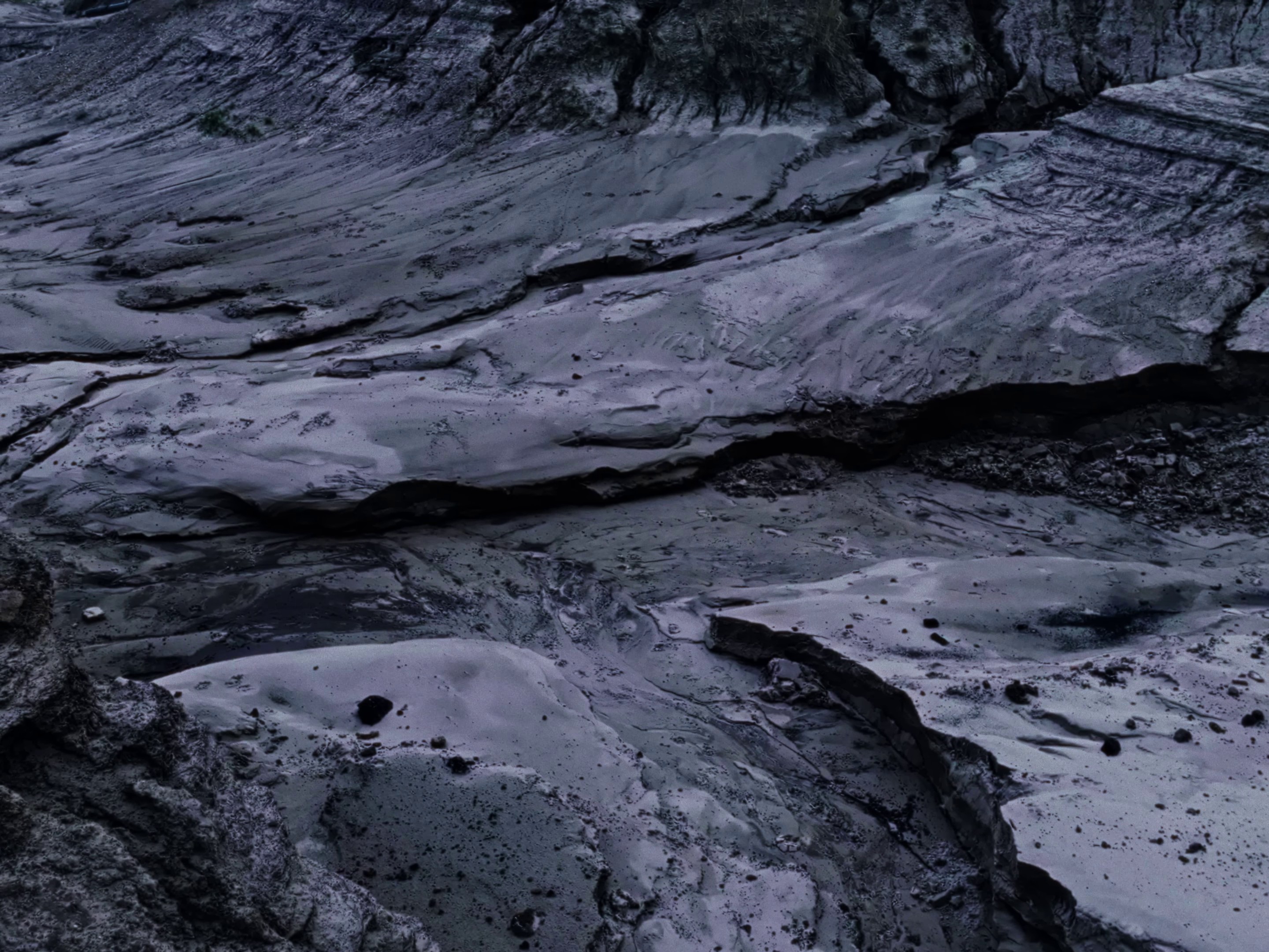 Tell somebody (2022) —  shot,  lighting