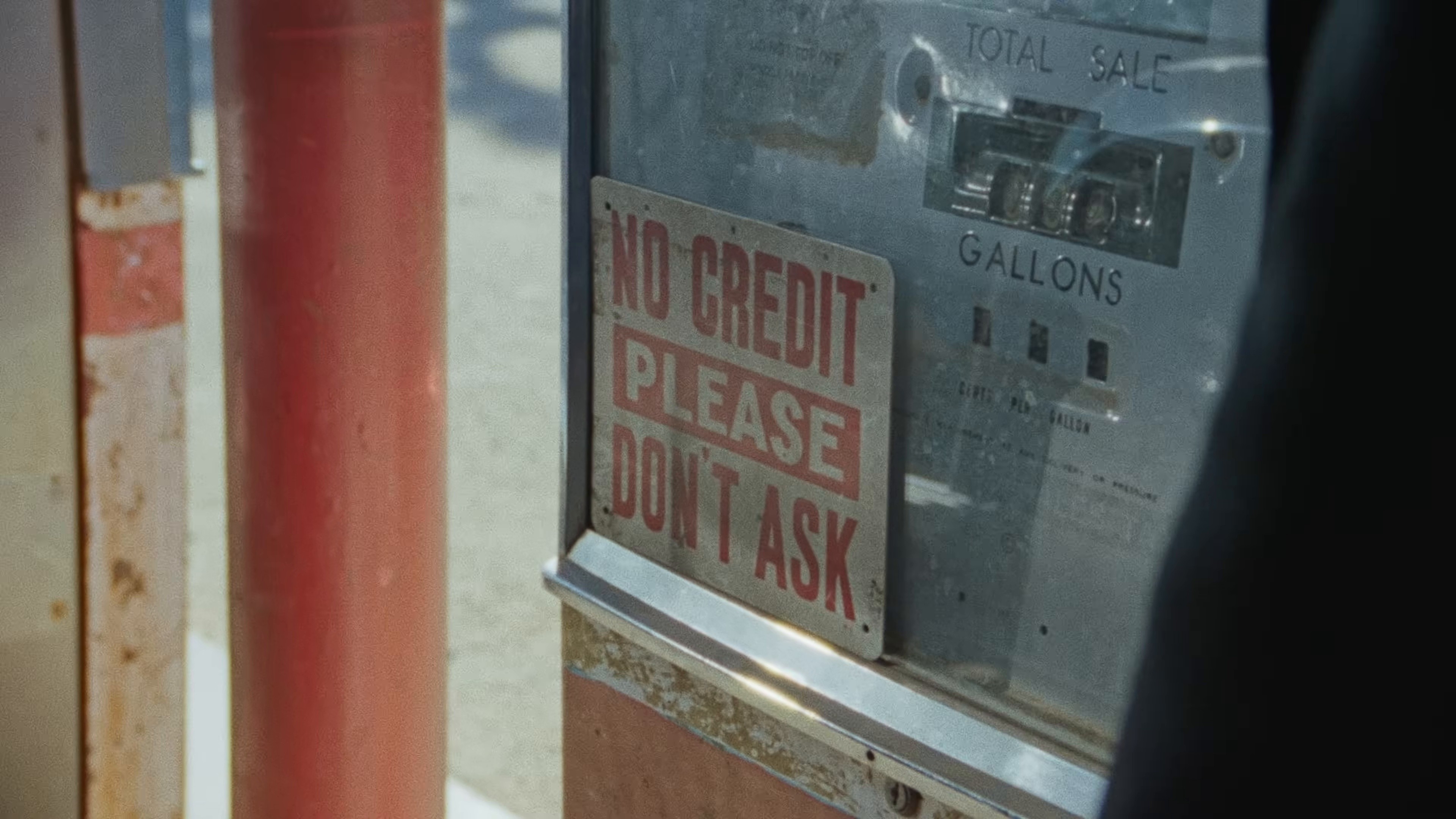 All the Noise (2025) —  shot,  lighting