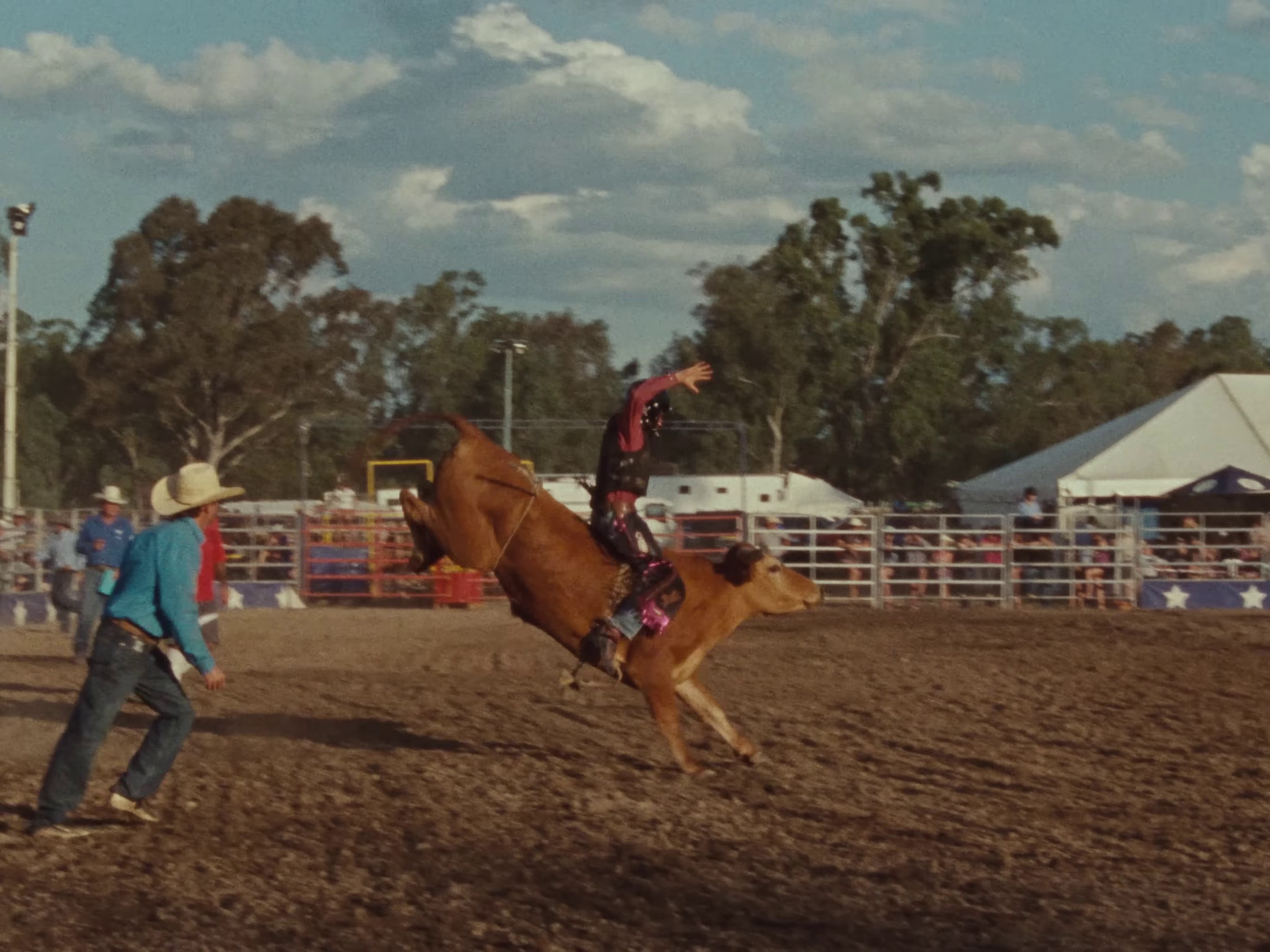  London Bridge (2023) —  shot,  lighting