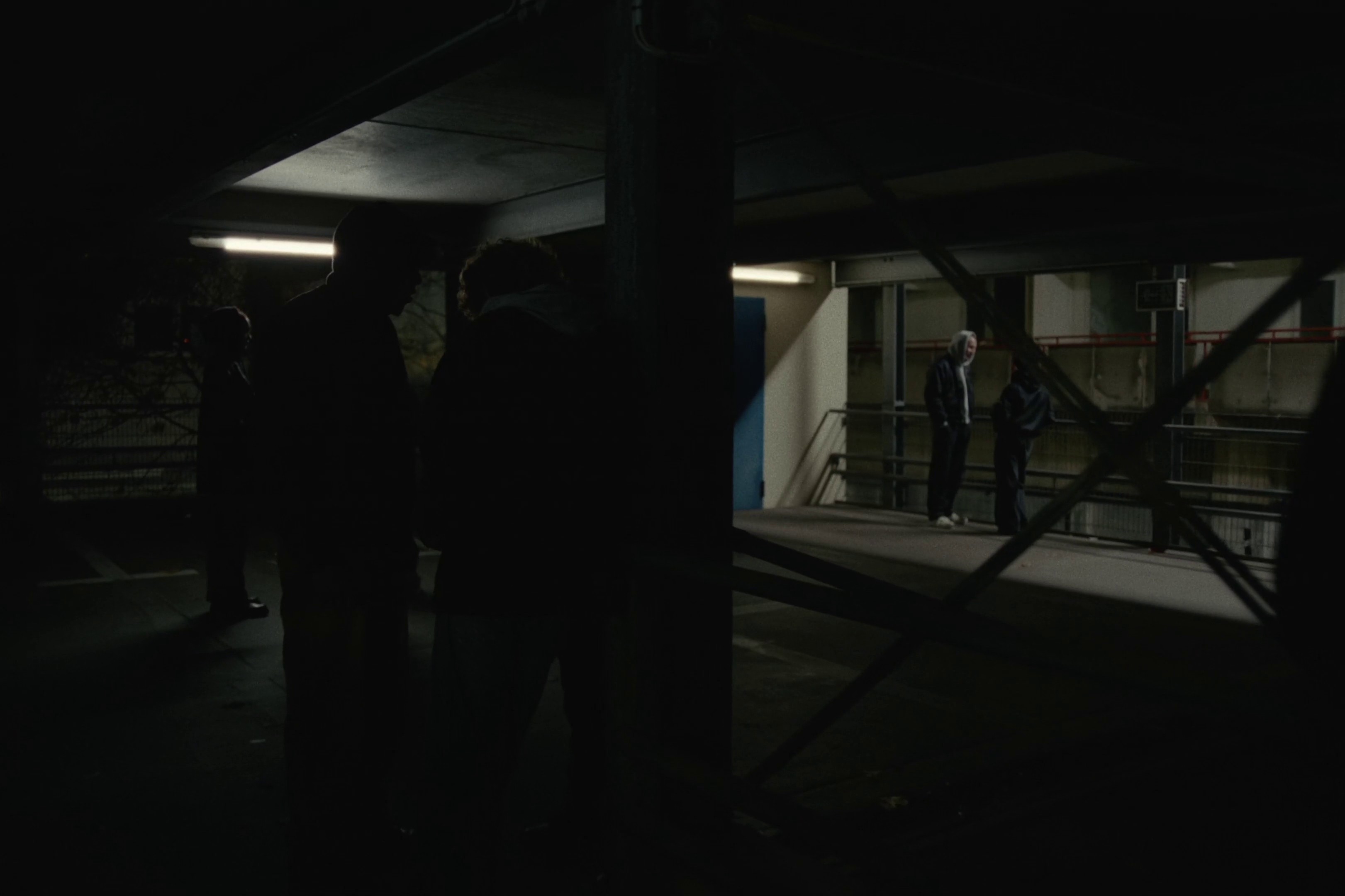  FAST LAND (2022) —  shot,  lighting