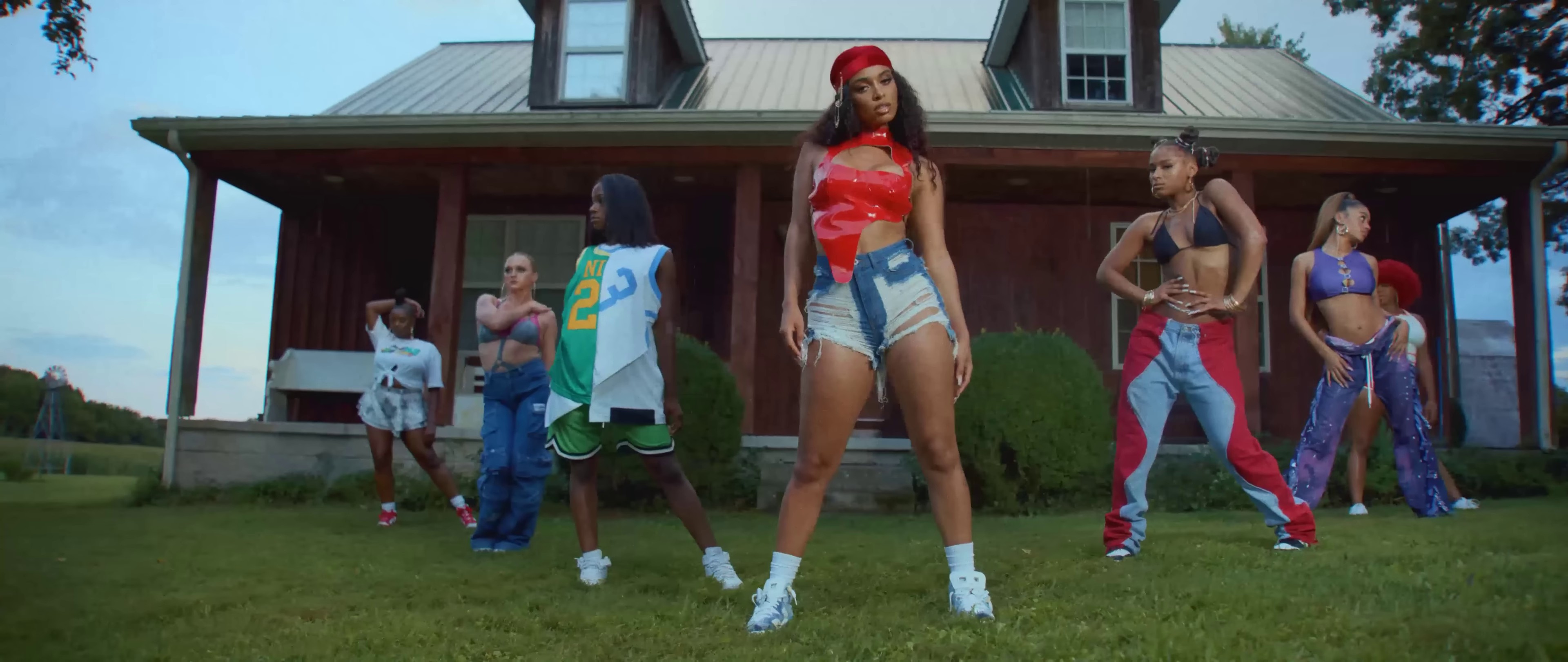 Big Momma (2022) —  shot,  lighting