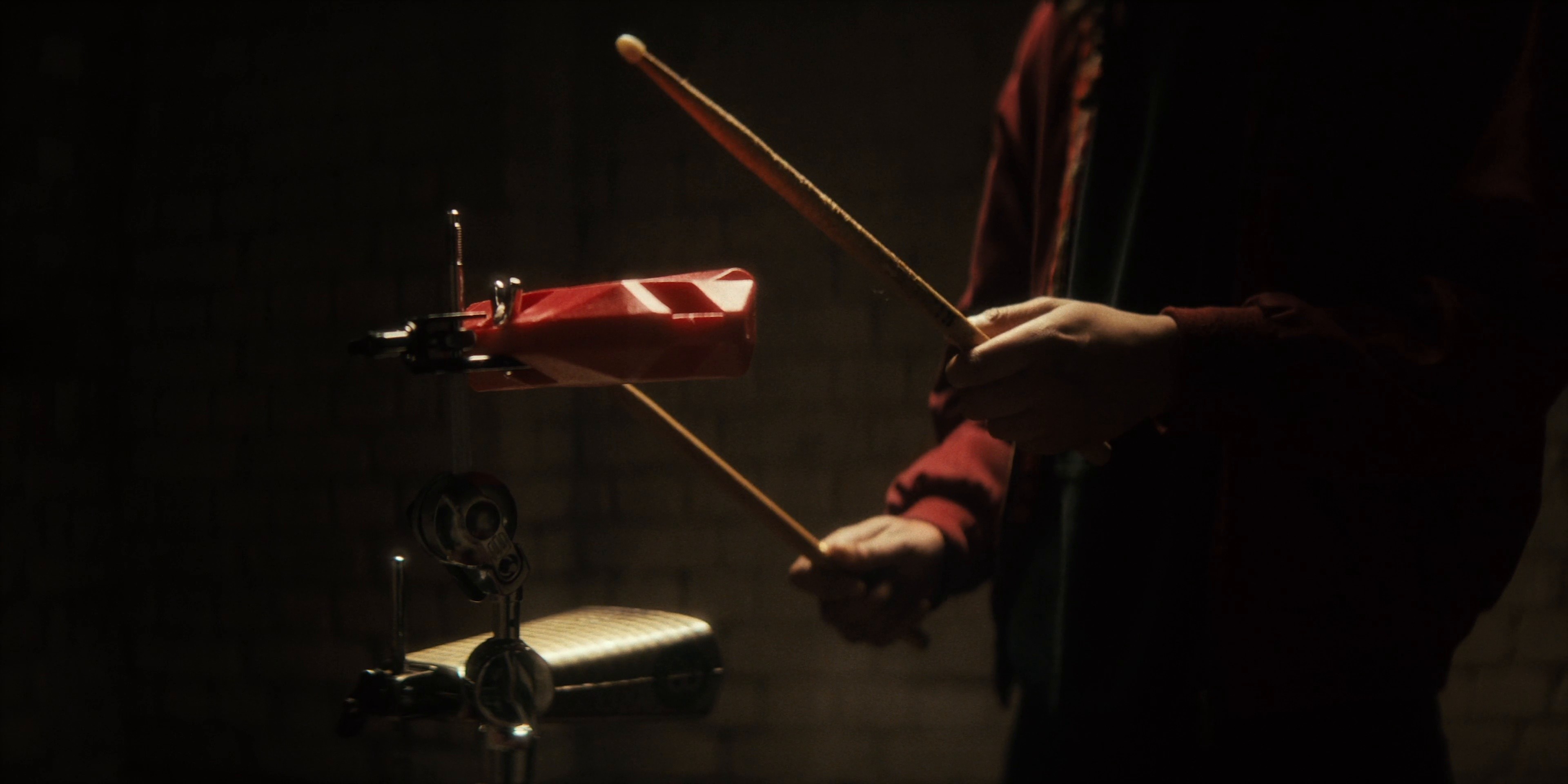 I raise you (2022) —  shot,  lighting