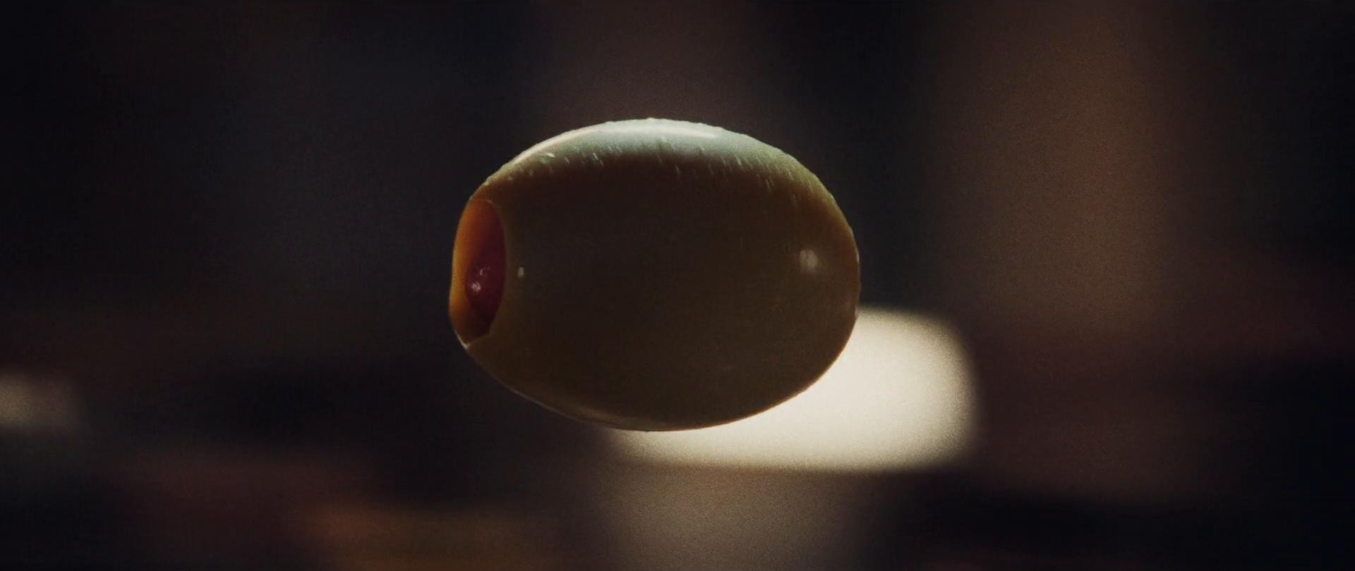 Love Hangover (2025) —  shot,  lighting