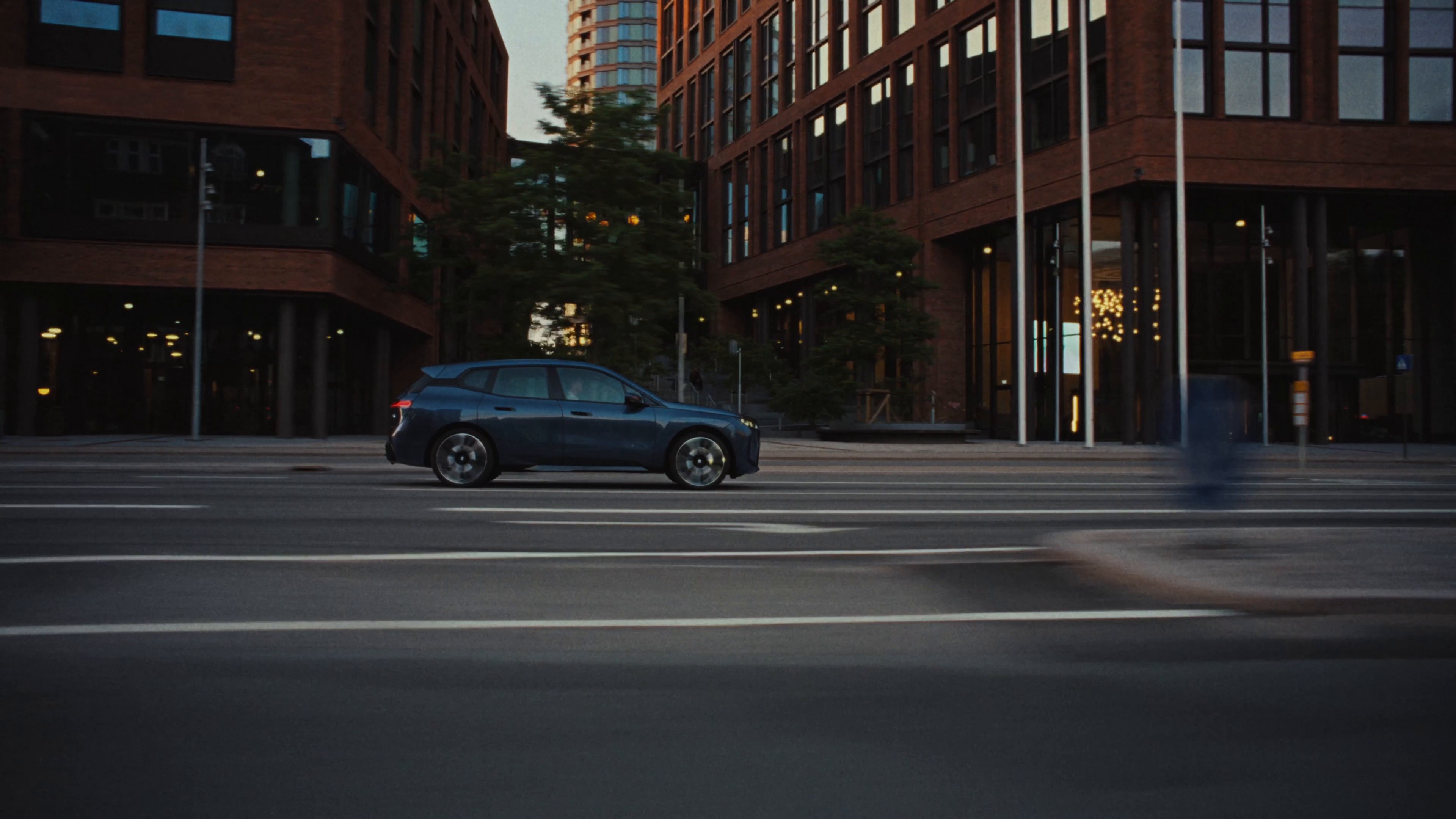 BMW IX (2025) —  shot,  lighting