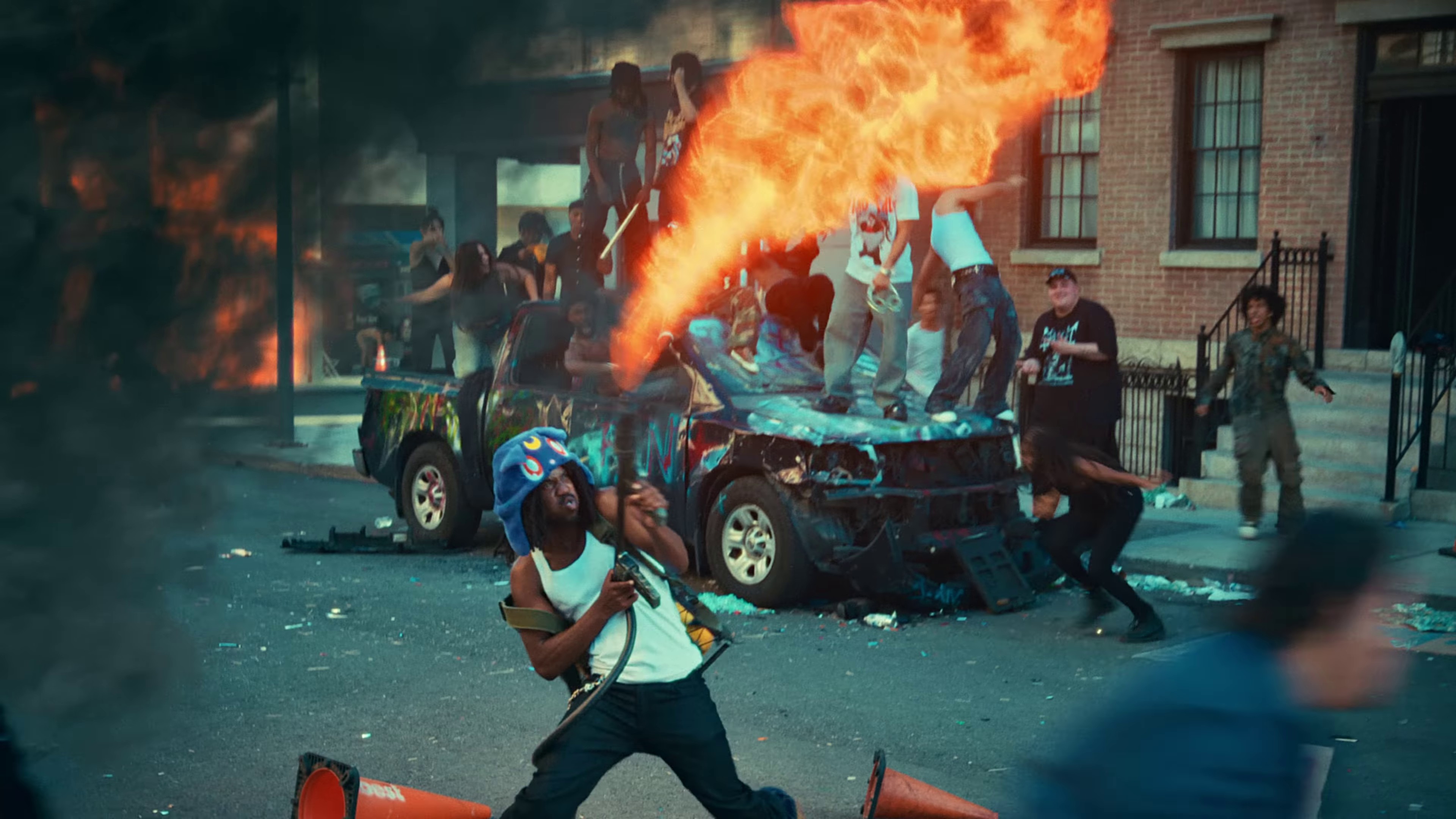 FAN (2023) —  shot,  lighting