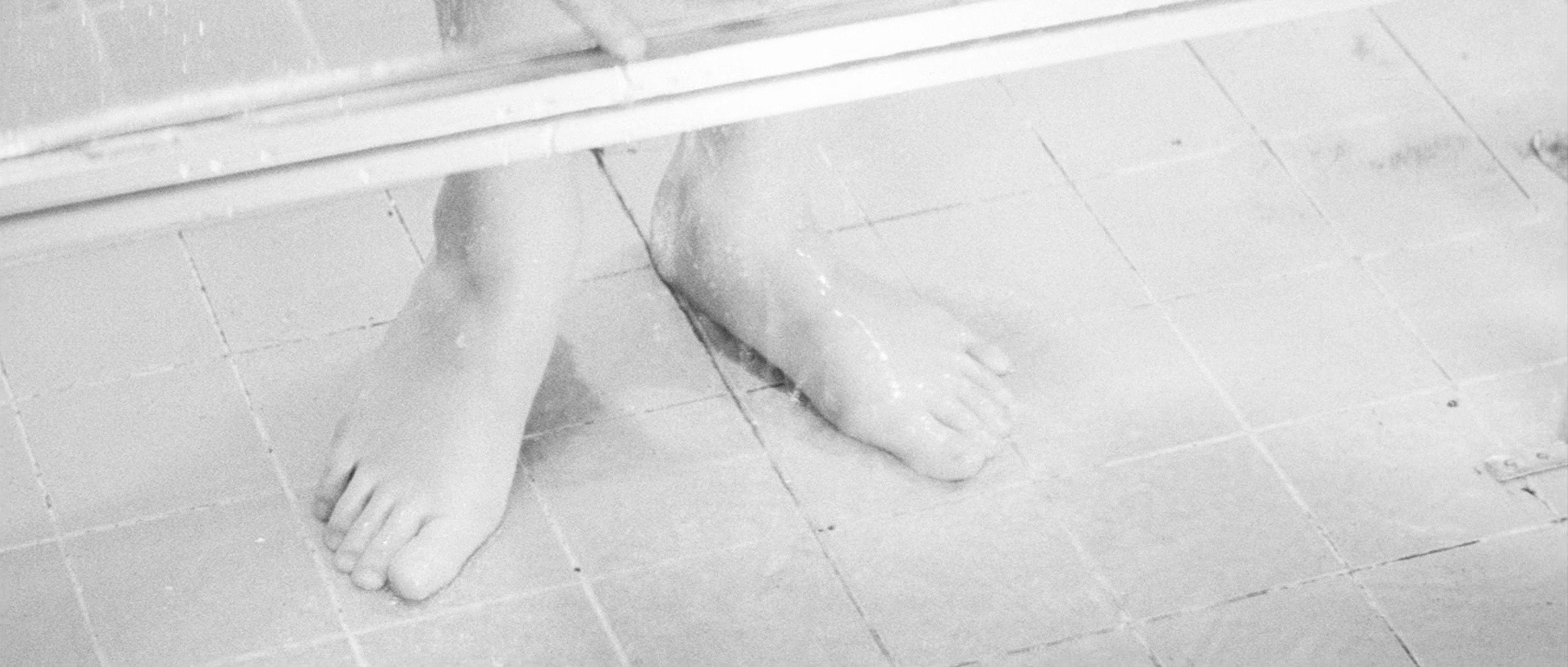 Eros + Massacre (1970) —  shot,  lighting