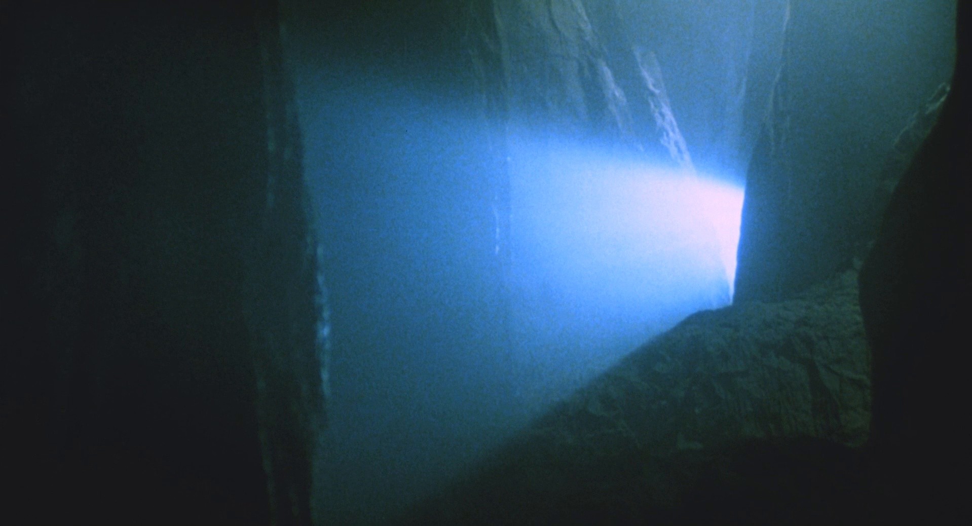 Quest (1984) —  shot,  lighting