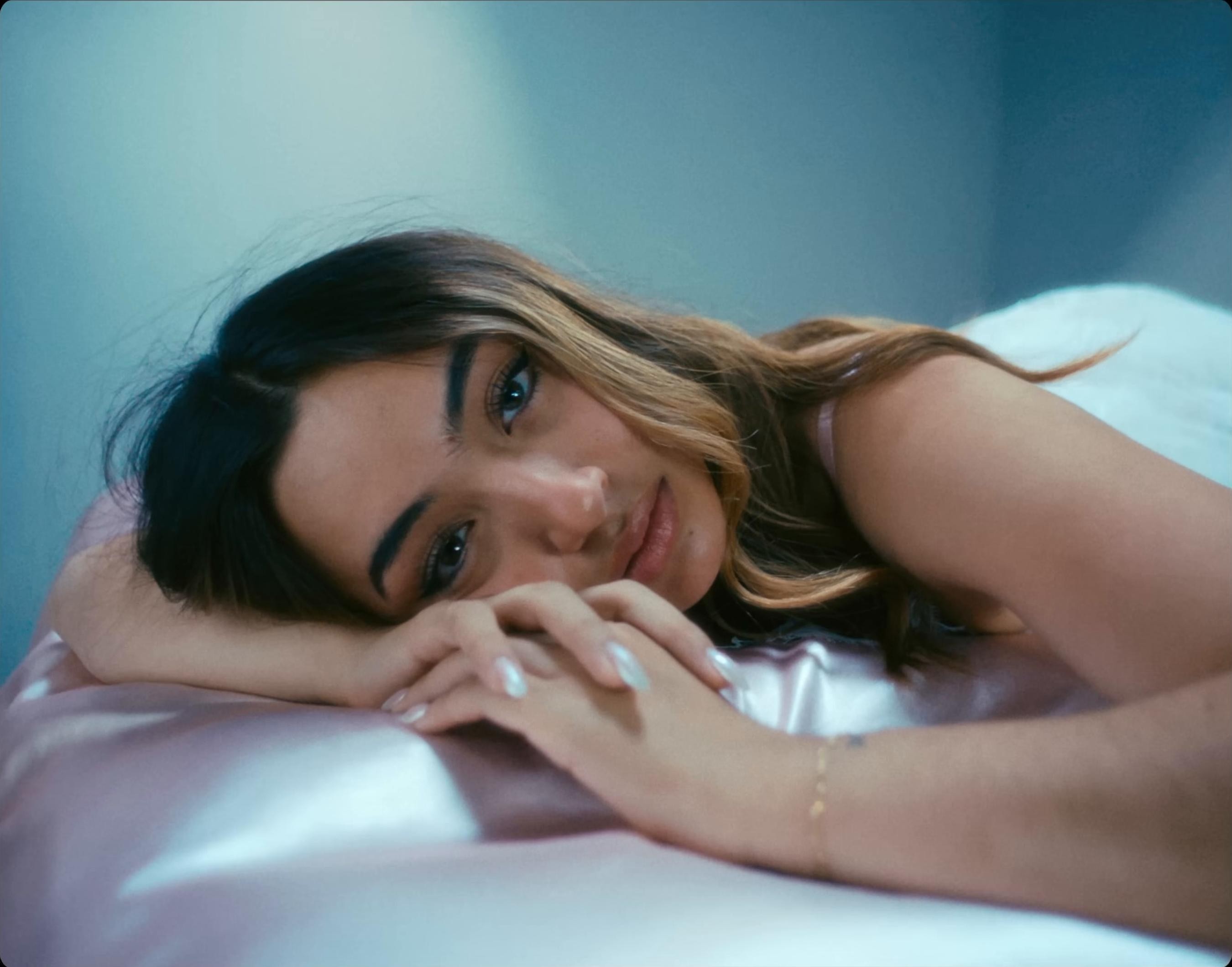 Mi Piel (2025) —  shot,  lighting