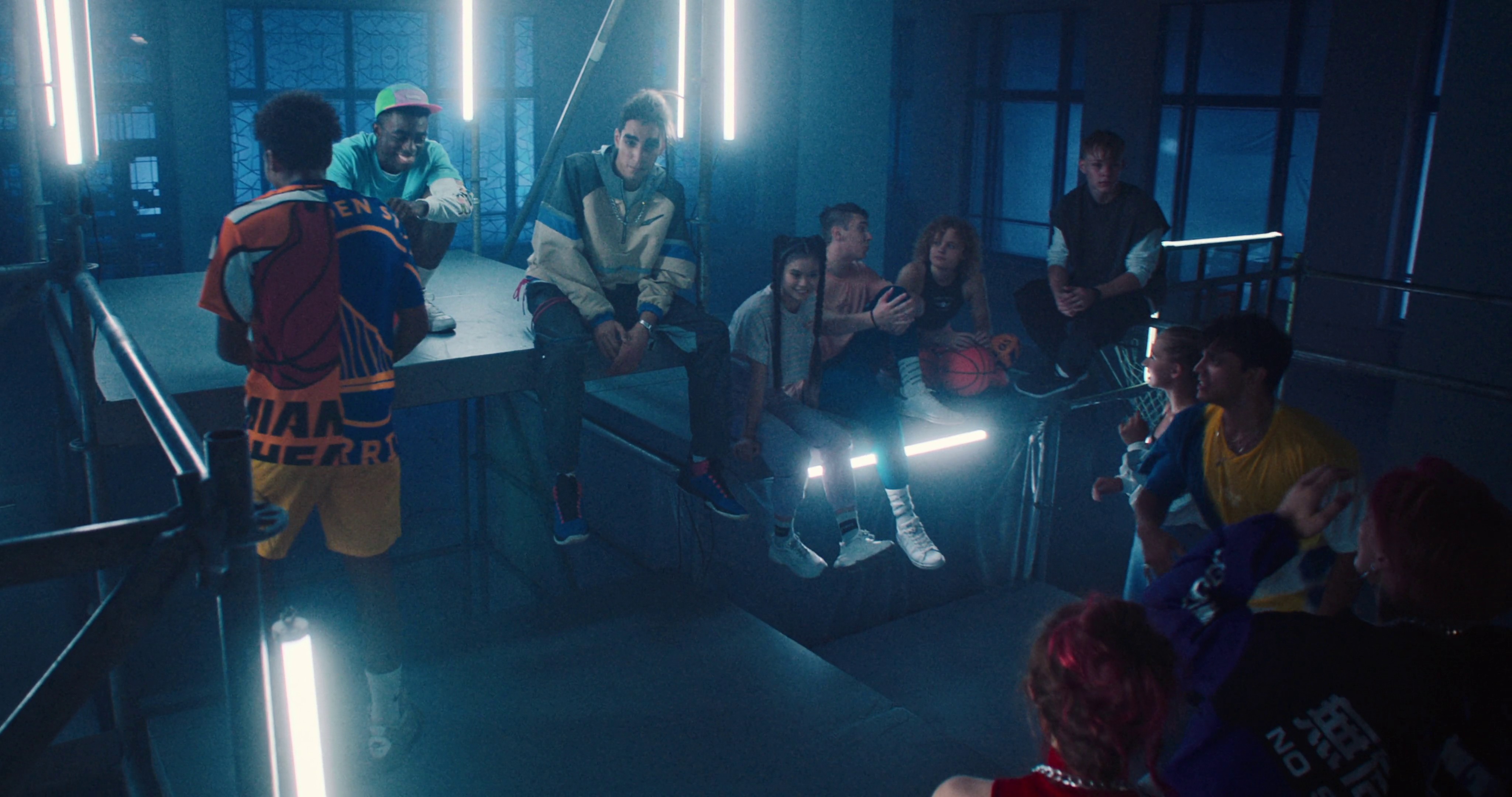 Astronomia (2020) —  shot,  lighting