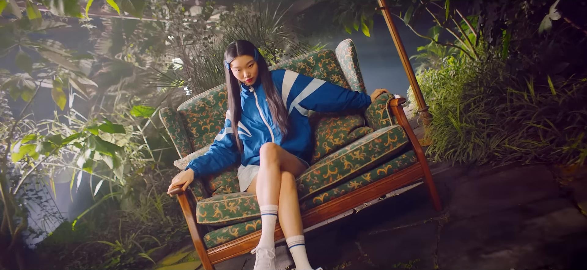 디아도라 23SS 배윤영 브랜드 필름(diadora x Mulan Bae) (2023) —  shot,  lighting