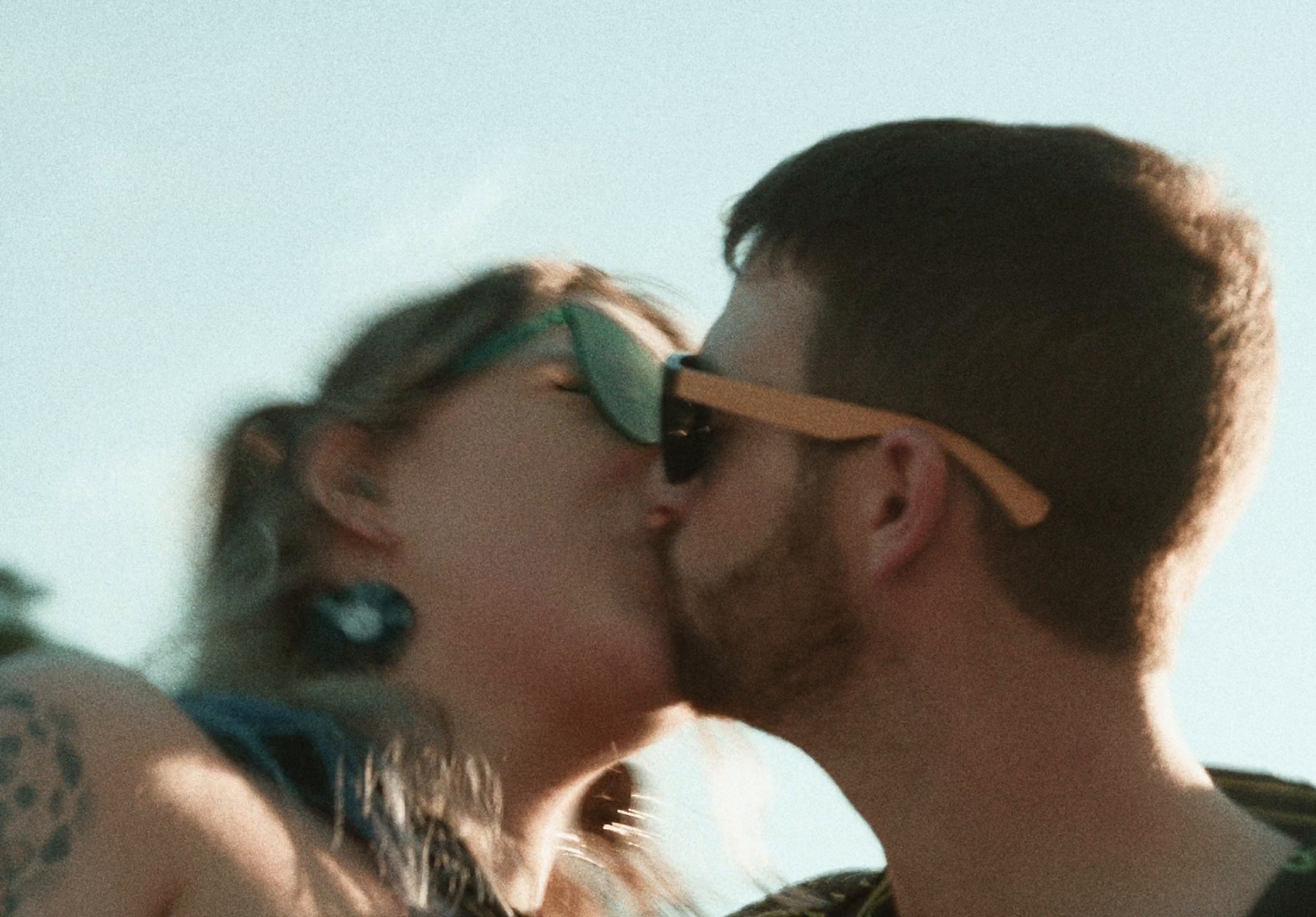 MOVEMENT 'mvmt' (2025) —  shot,  lighting