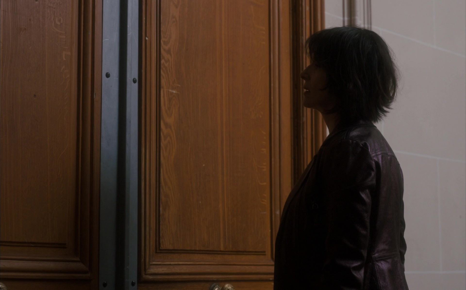 Let the Sunshine In (2017) —  shot,  lighting