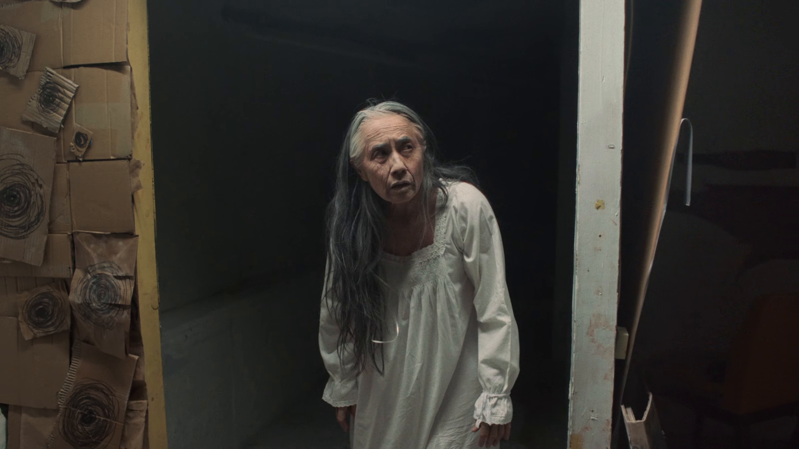 Dear Sara  (2025) —  shot,  lighting