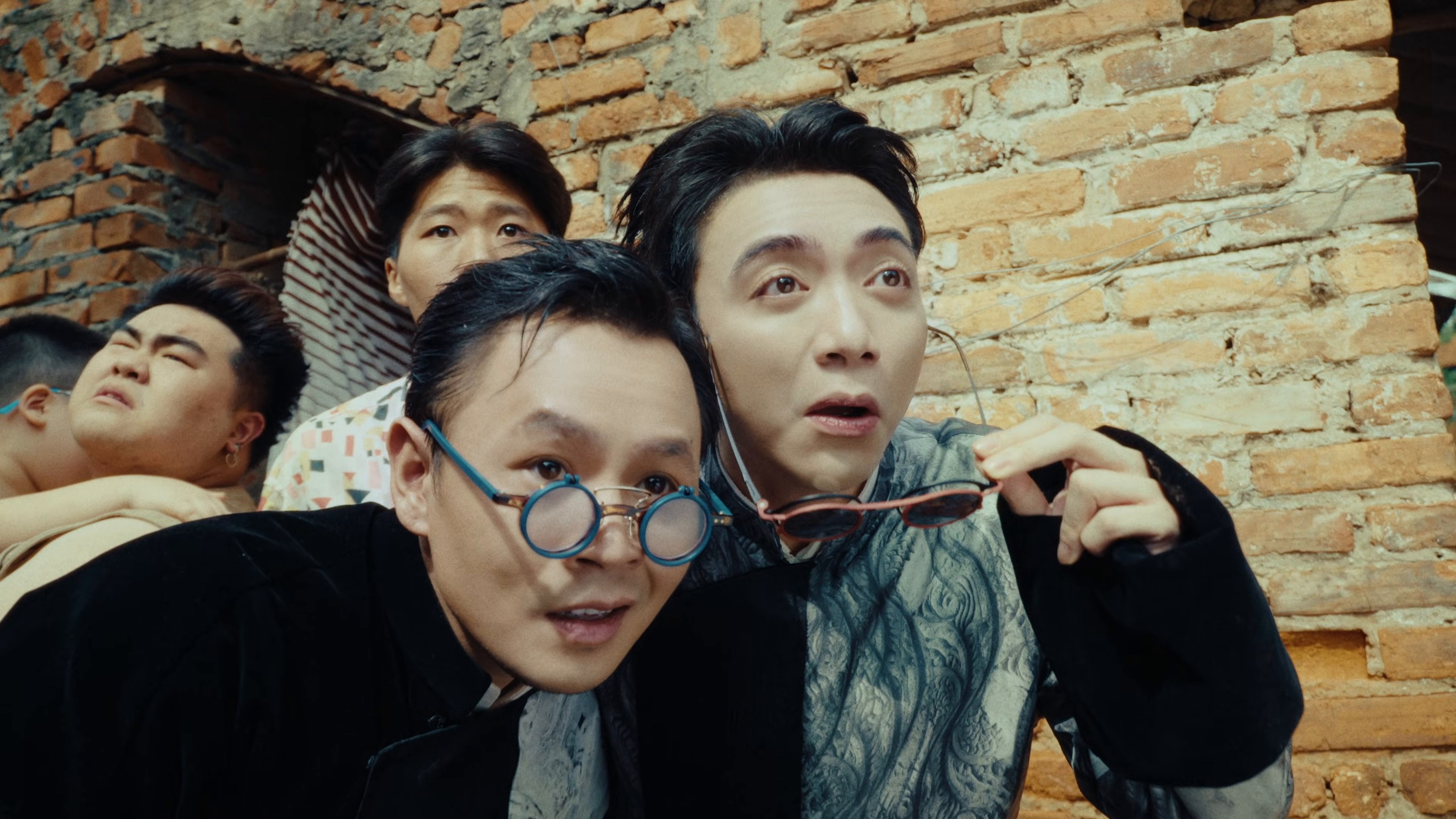 Mục Hạ Vô Nhân (2025) —  shot,  lighting