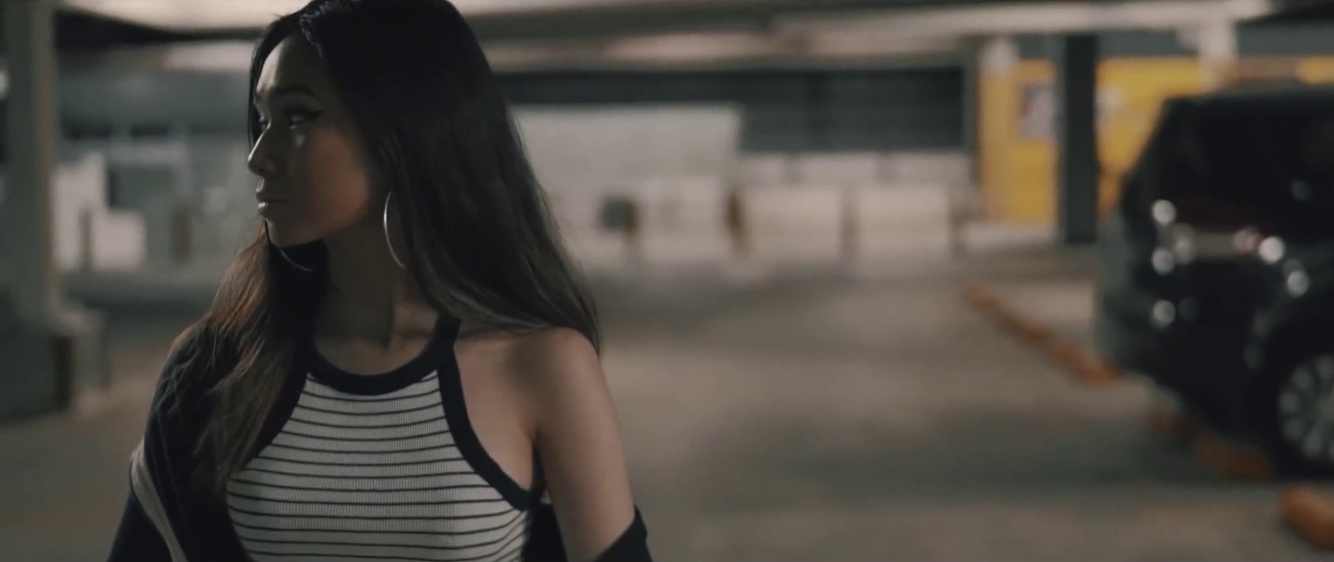 See U Never  (2017) —  shot,  lighting