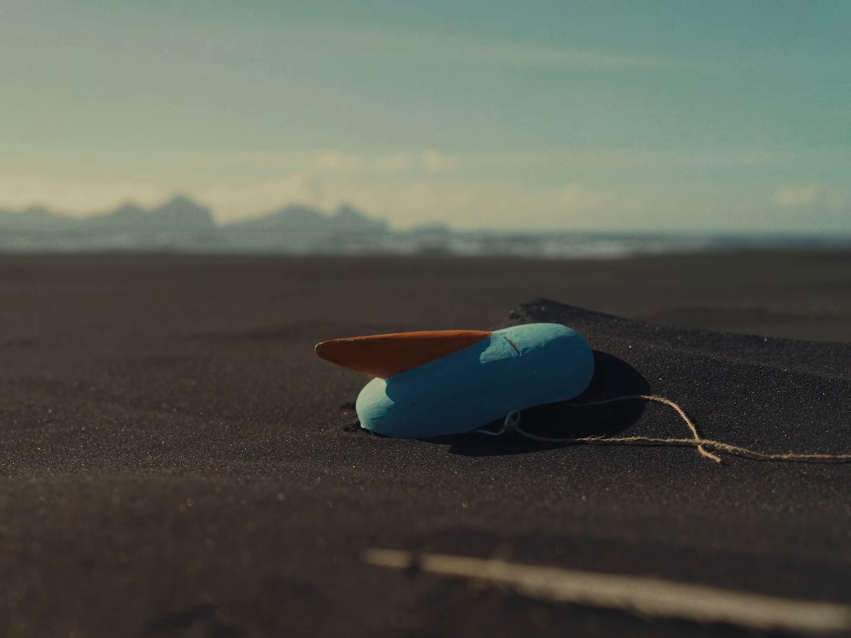 DEAD MEN TELL NO TALES (2025) —  shot,  lighting