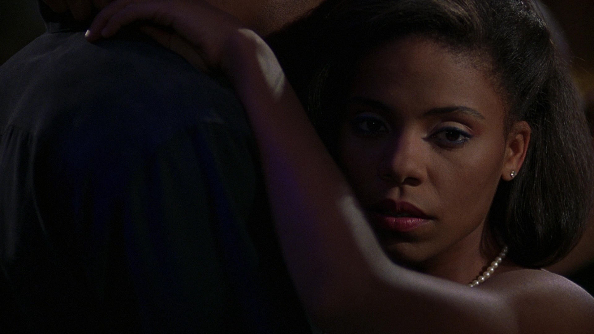 Love & Basketball (2000) —  shot,  lighting