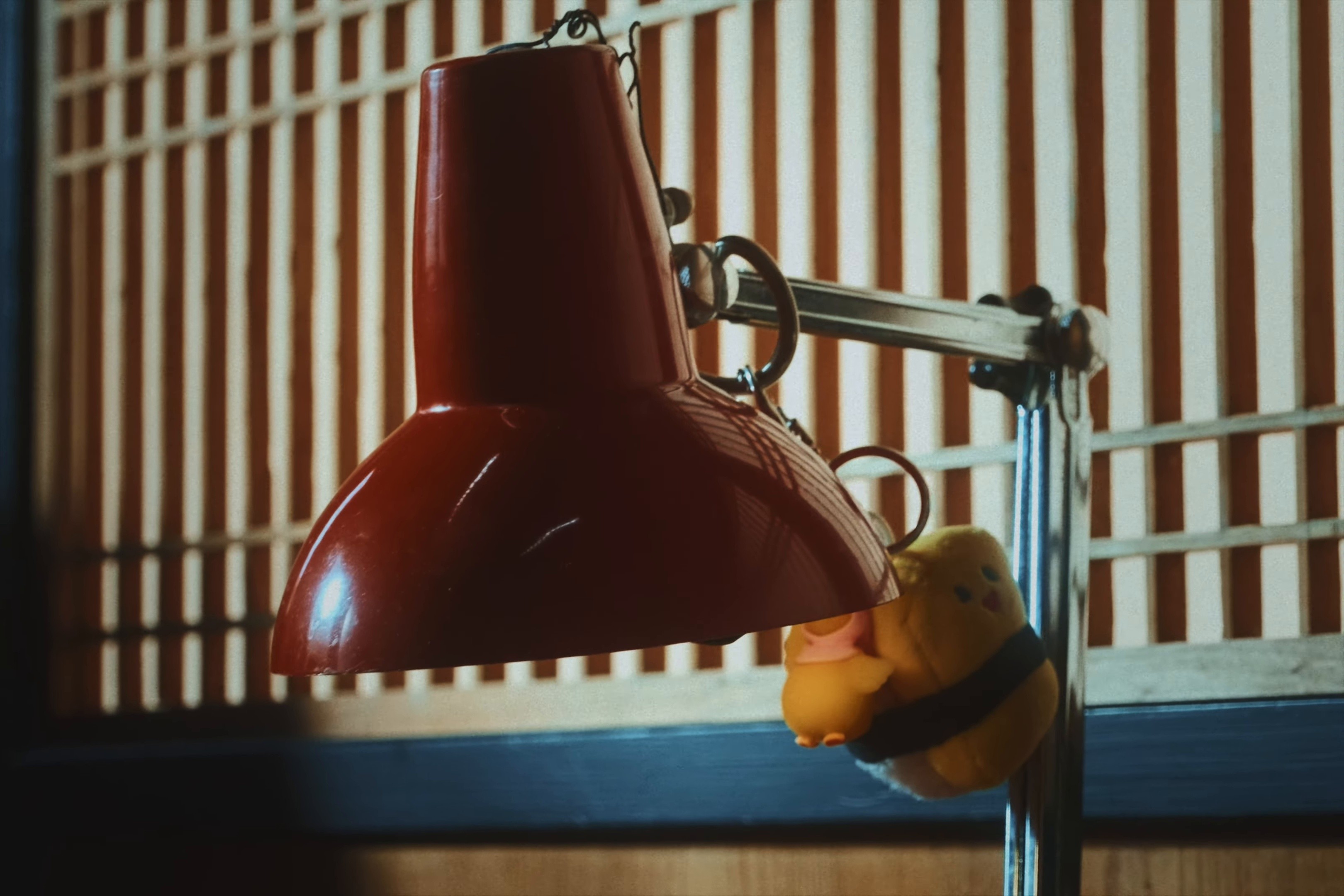 Back in town (2025) —  shot,  lighting