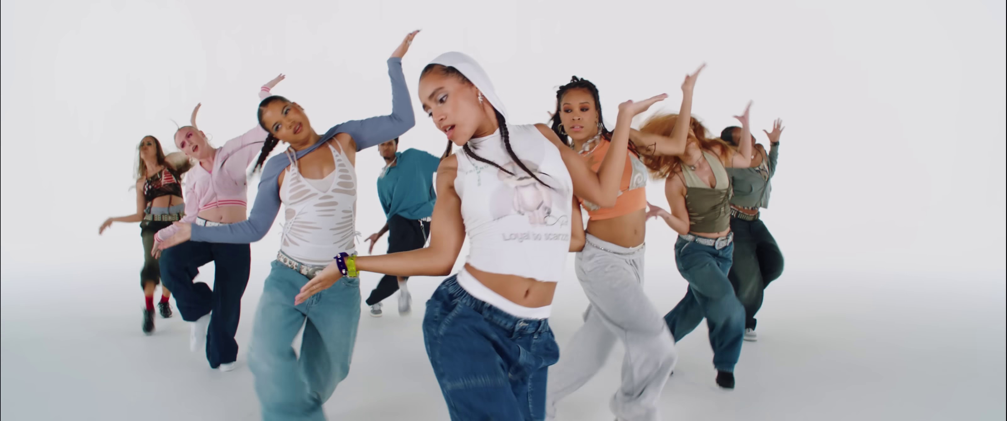 Nice to meet you (2023) —  shot,  lighting