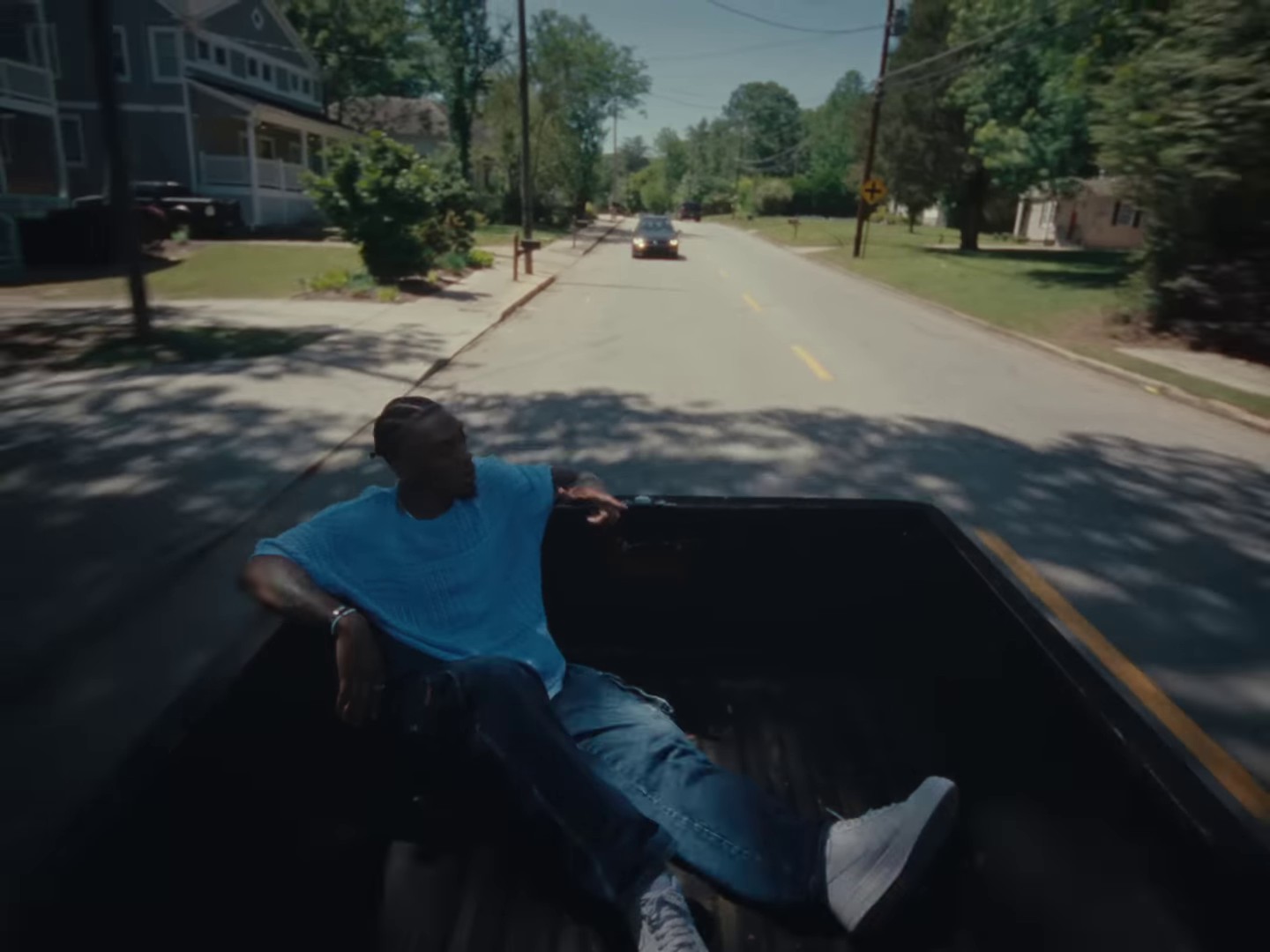 x's n o's (2023) —  shot,  lighting