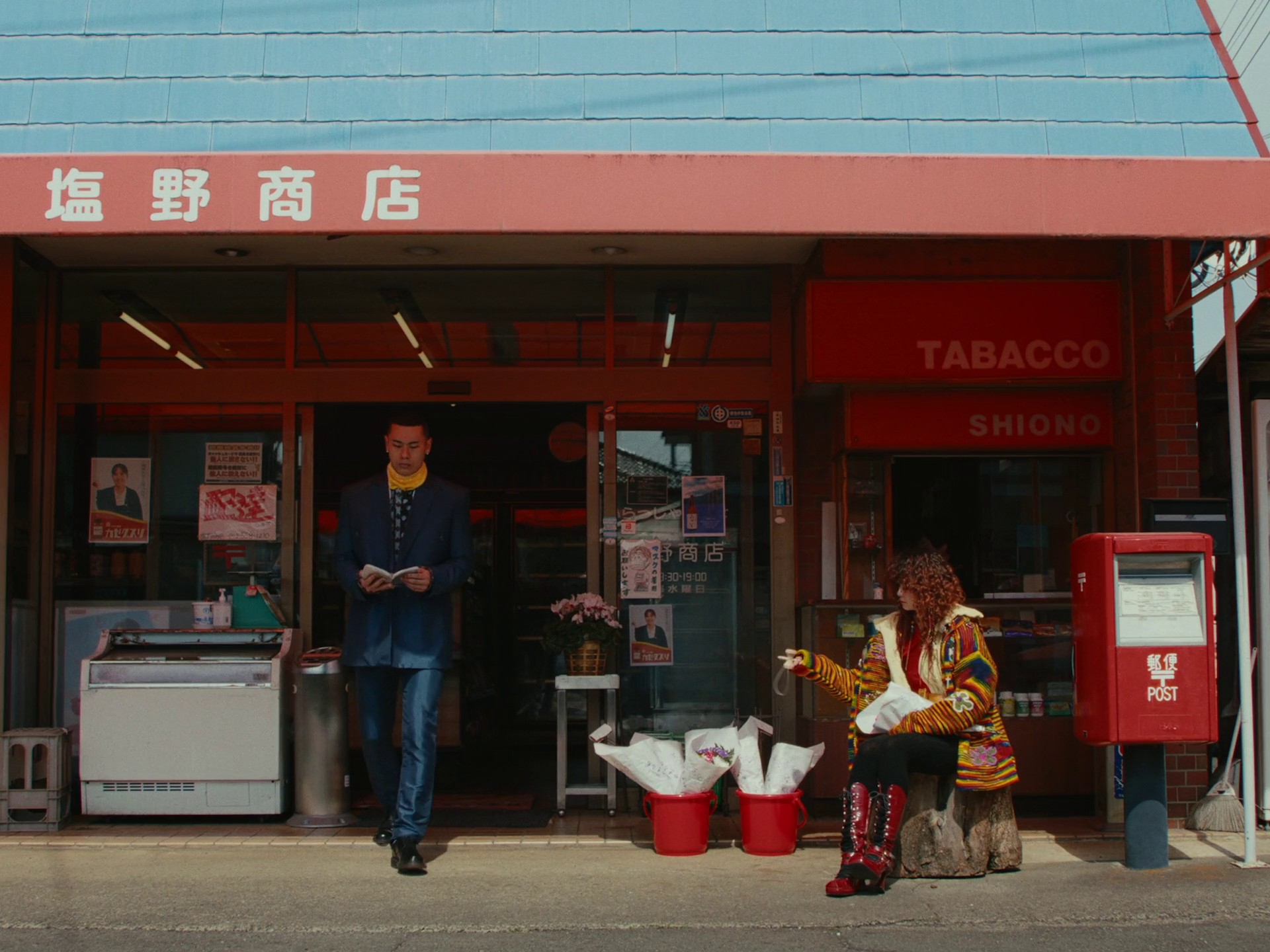 New Luck? New Wallet｜777 (2023) —  shot,  lighting