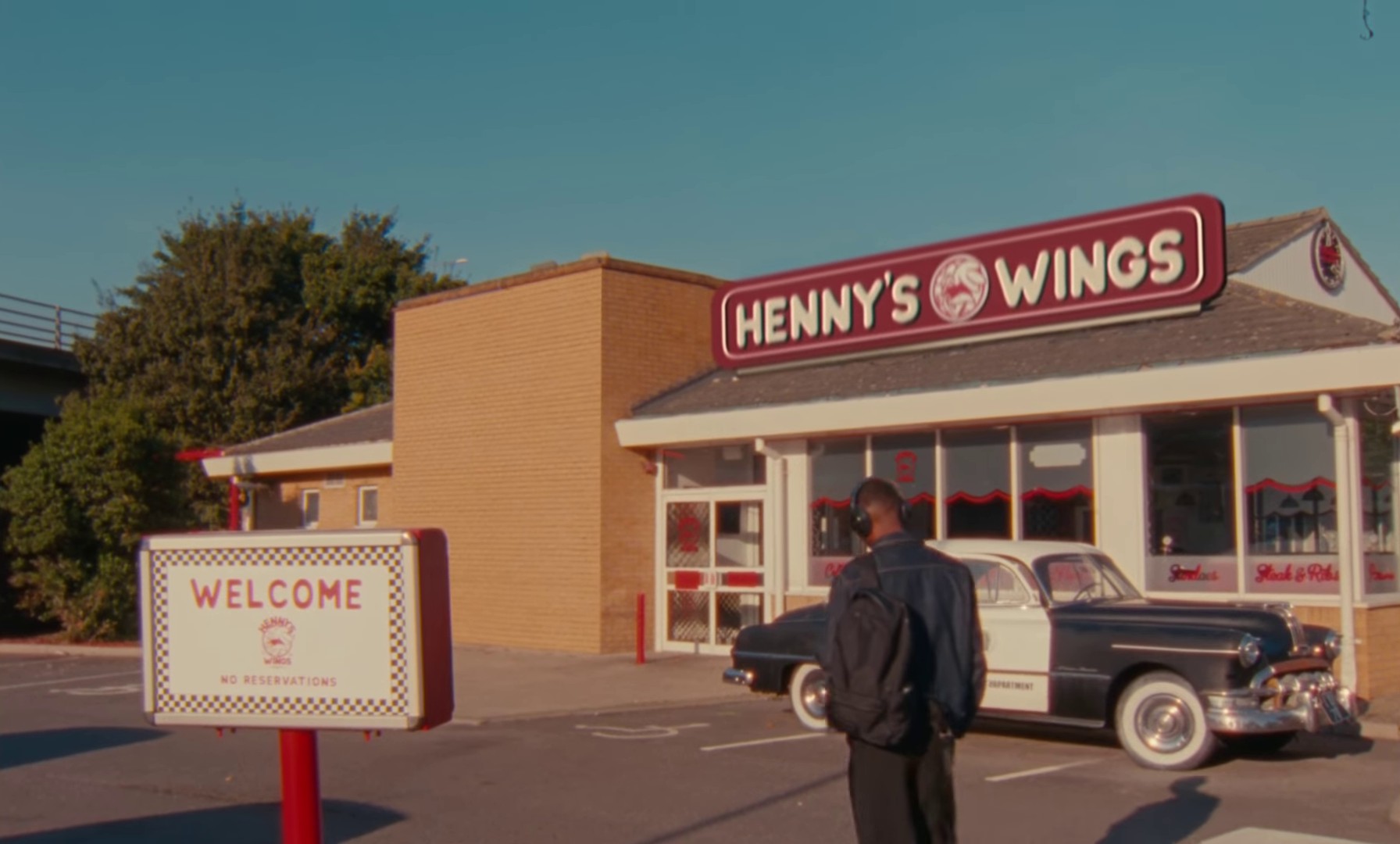 Chicken Wings (2021) —  shot,  lighting