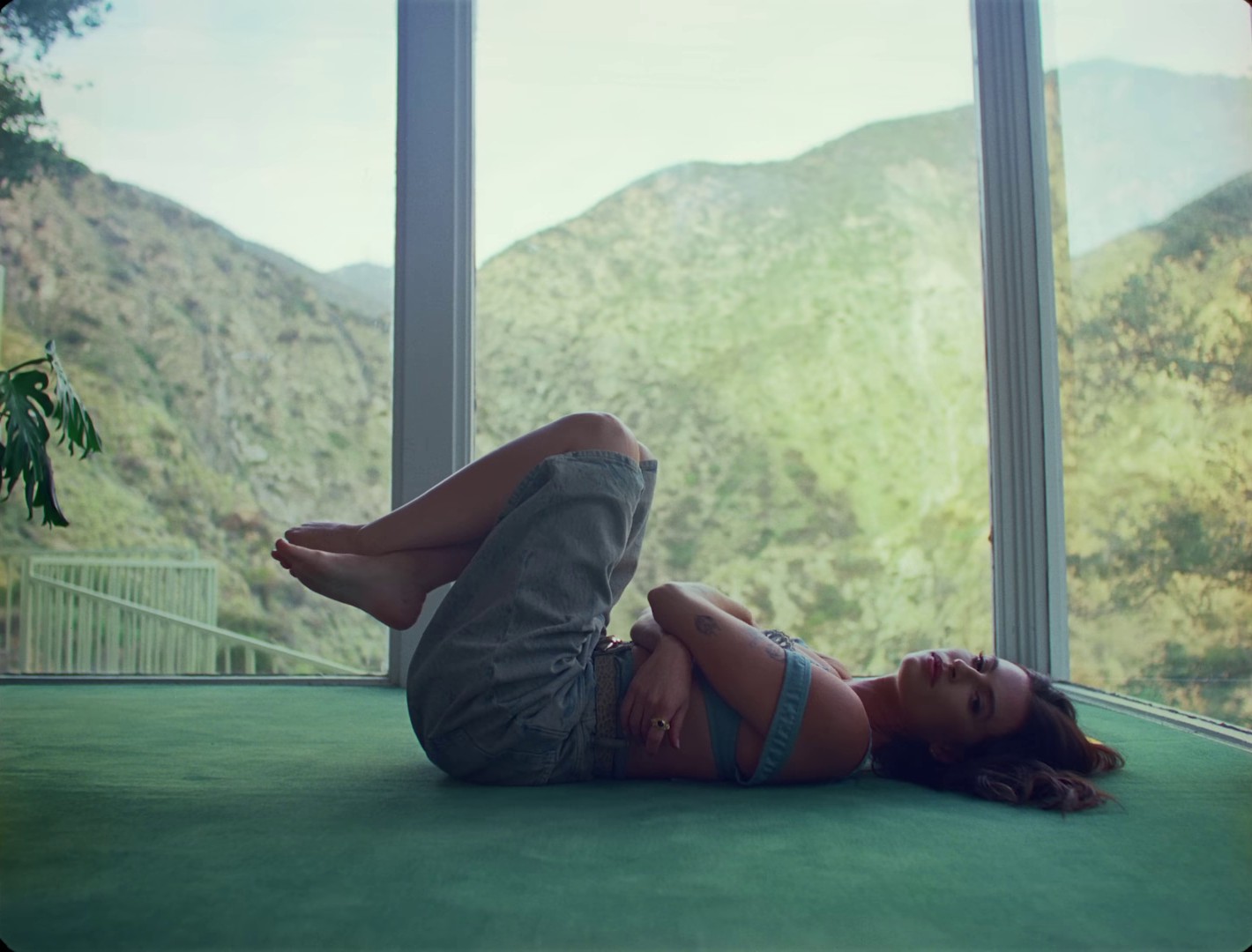 Pretending (2024) —  shot,  lighting