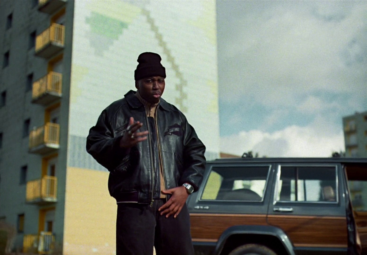 Walygator (2022) —  shot,  lighting