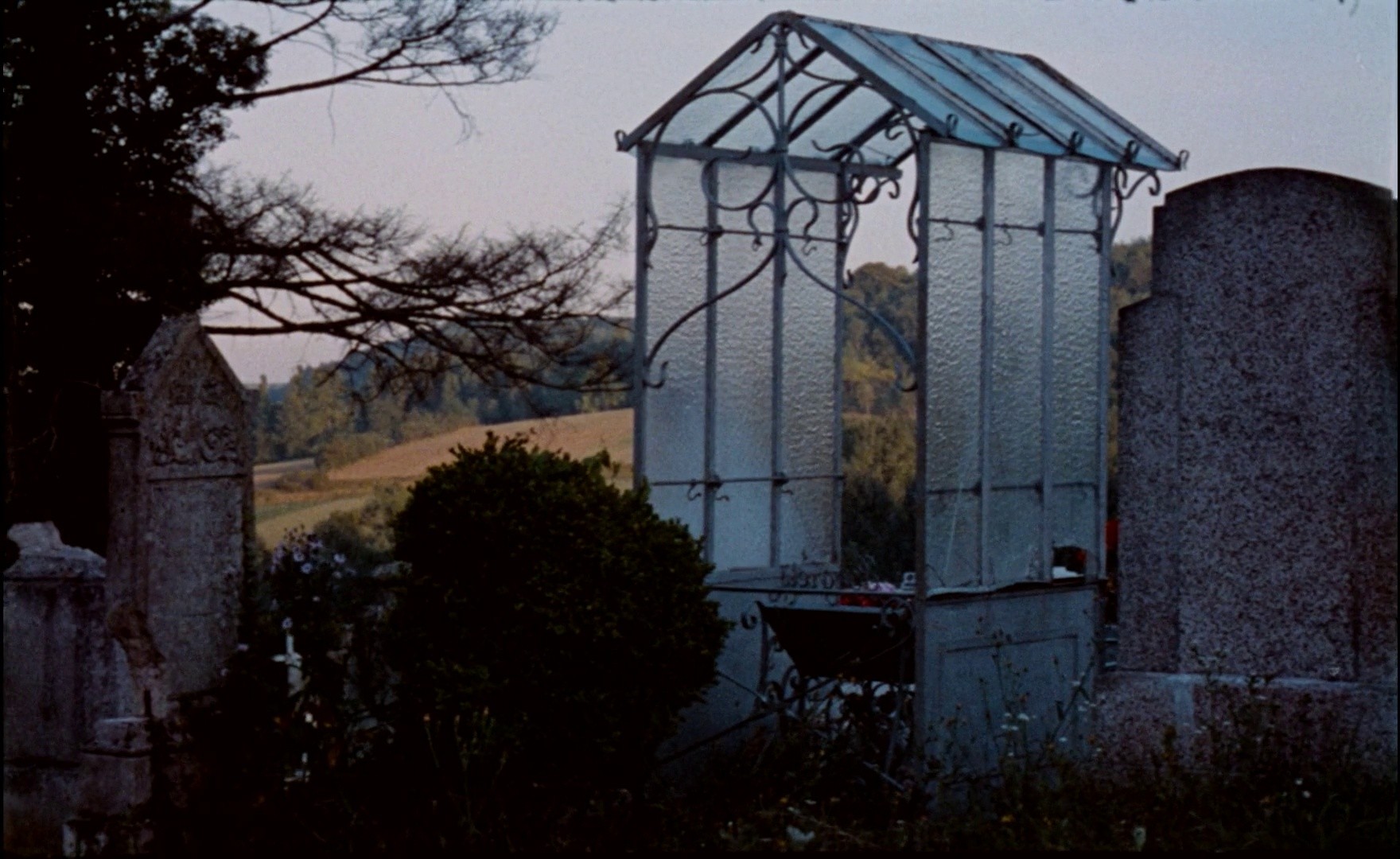 The Shiver of the Vampires (1971) —  shot,  lighting