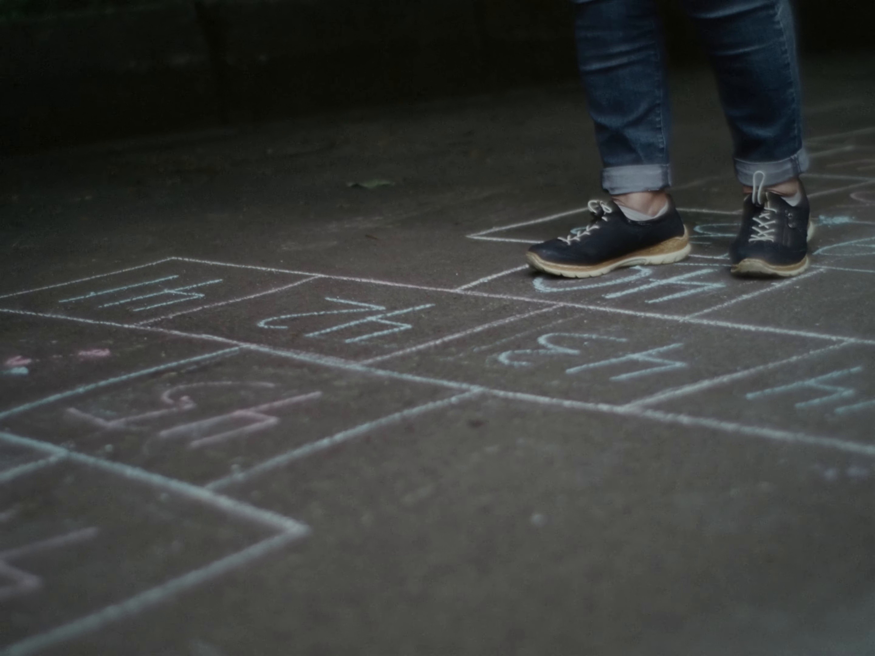 Vdykh Vydykh (2025) —  shot,  lighting