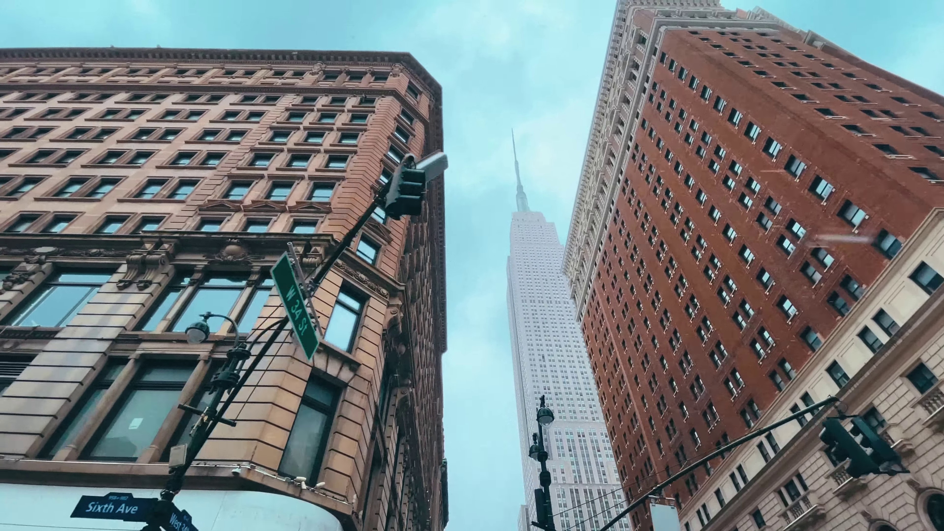 Dive (2023) —  shot,  lighting