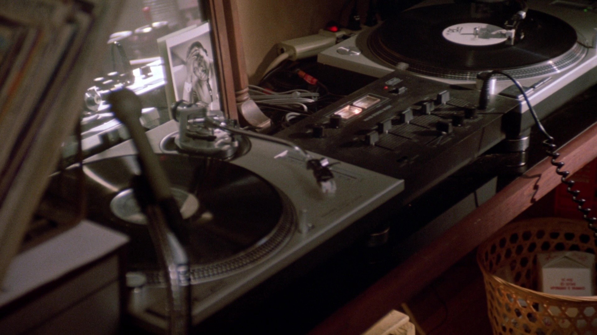 Juice (1992) —  shot,  lighting