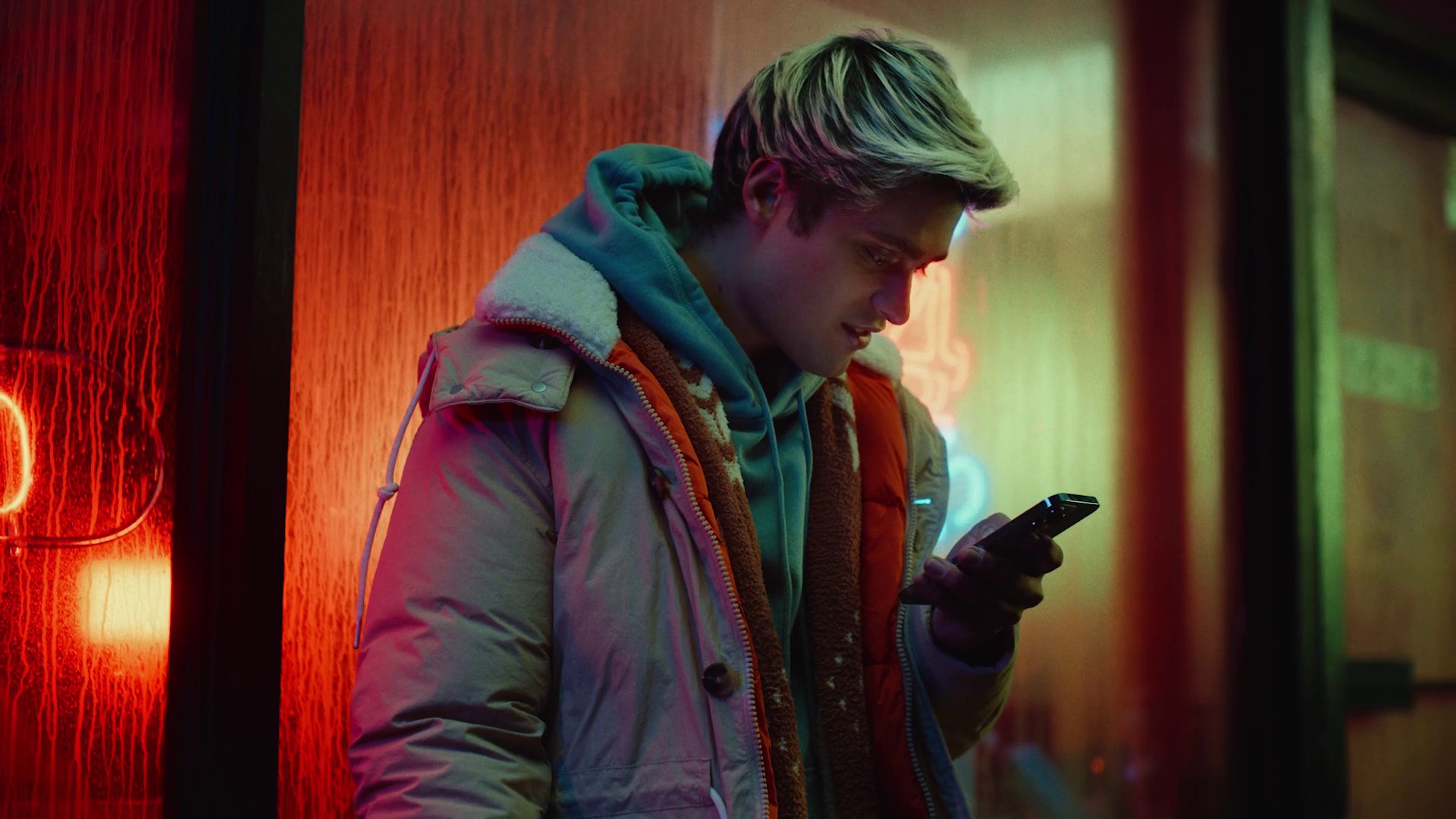 TextNow - Phone Smarter (2024) —  shot,  lighting