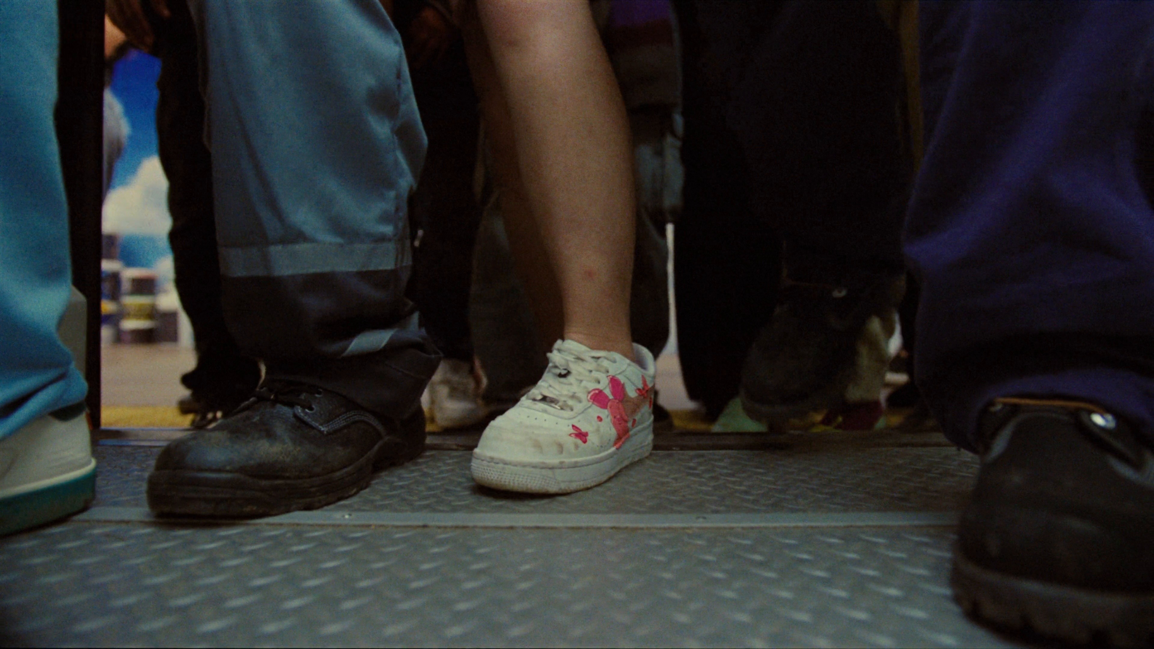 ZALANDO FW 24 - WHAT DO I WEAR? (2024) —  shot,  lighting