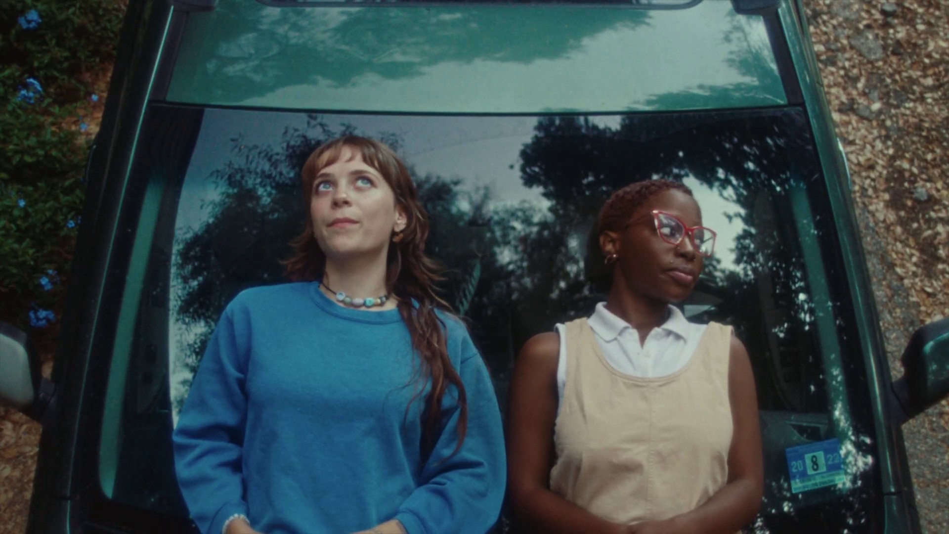 Itch (2022) —  shot,  lighting