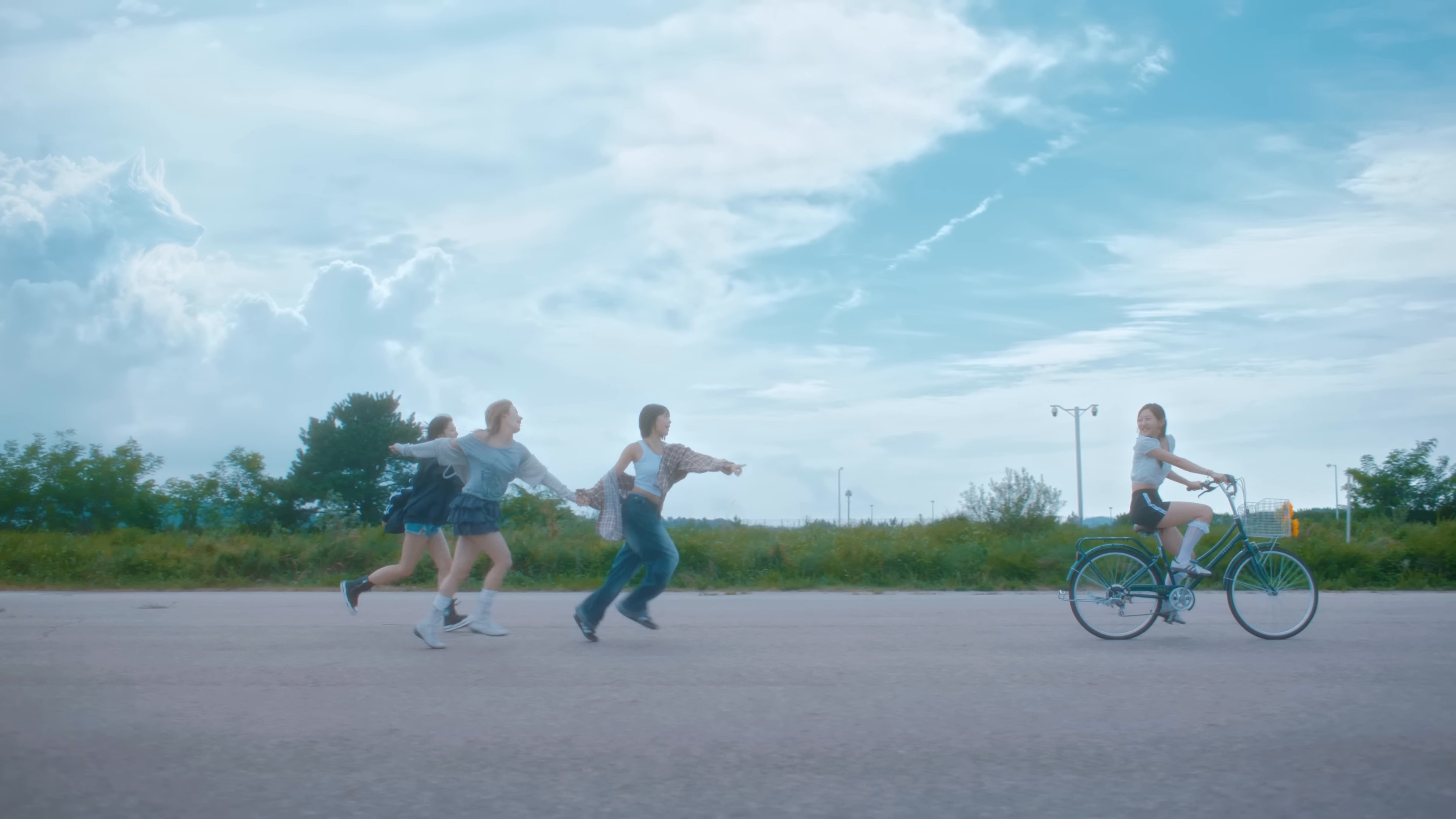 R.E.M (2024) —  shot,  lighting