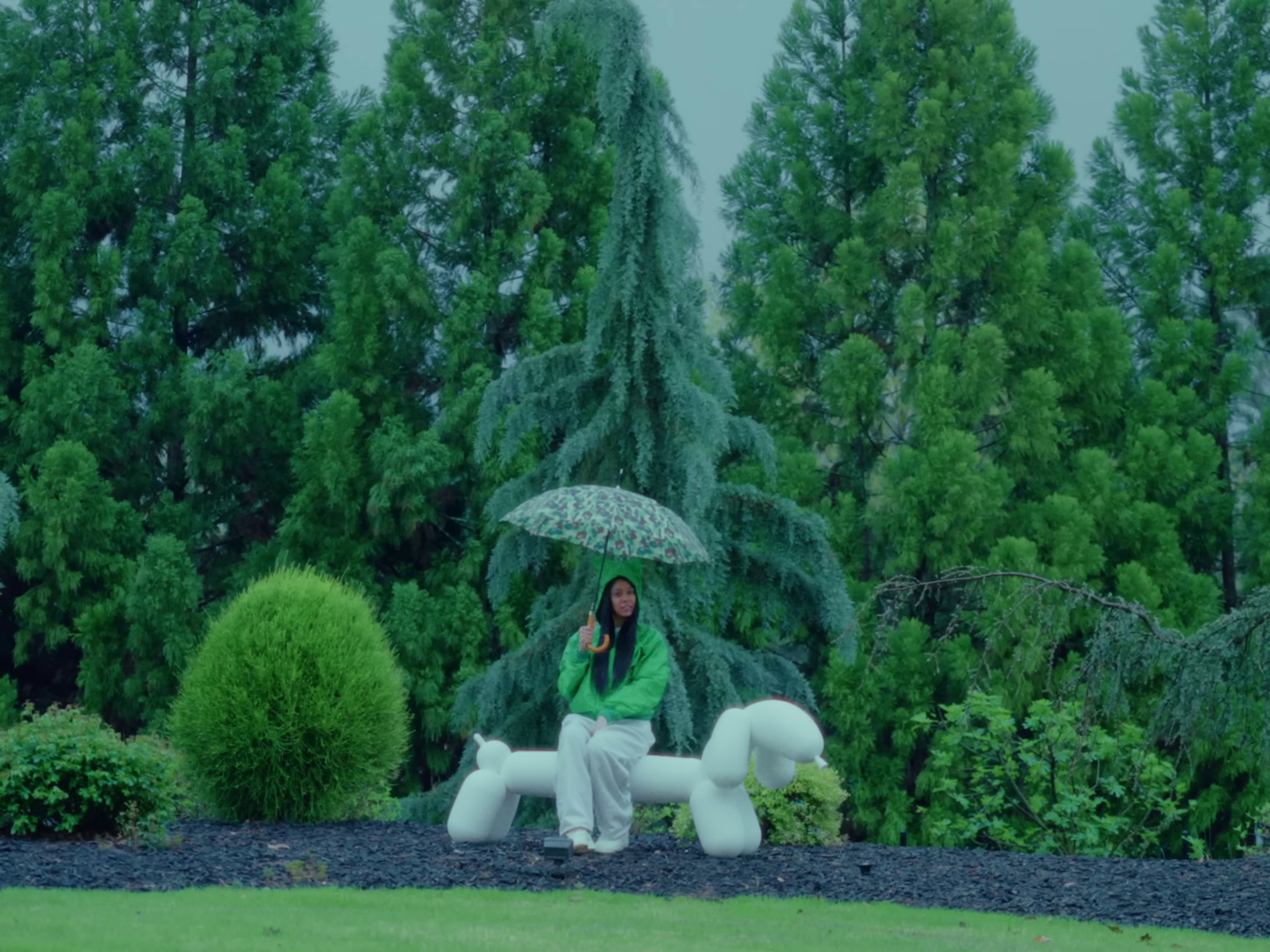 RIP FOLLIES (2024) —  shot,  lighting