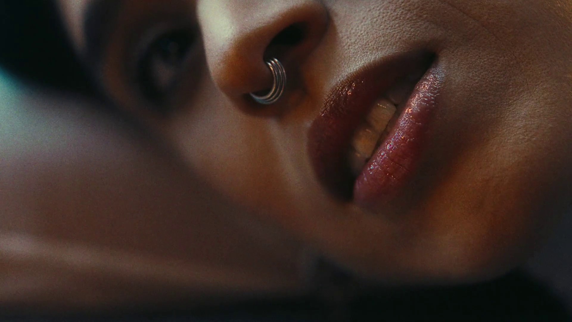 Studio Brussel TVC (2020) —  shot,  lighting