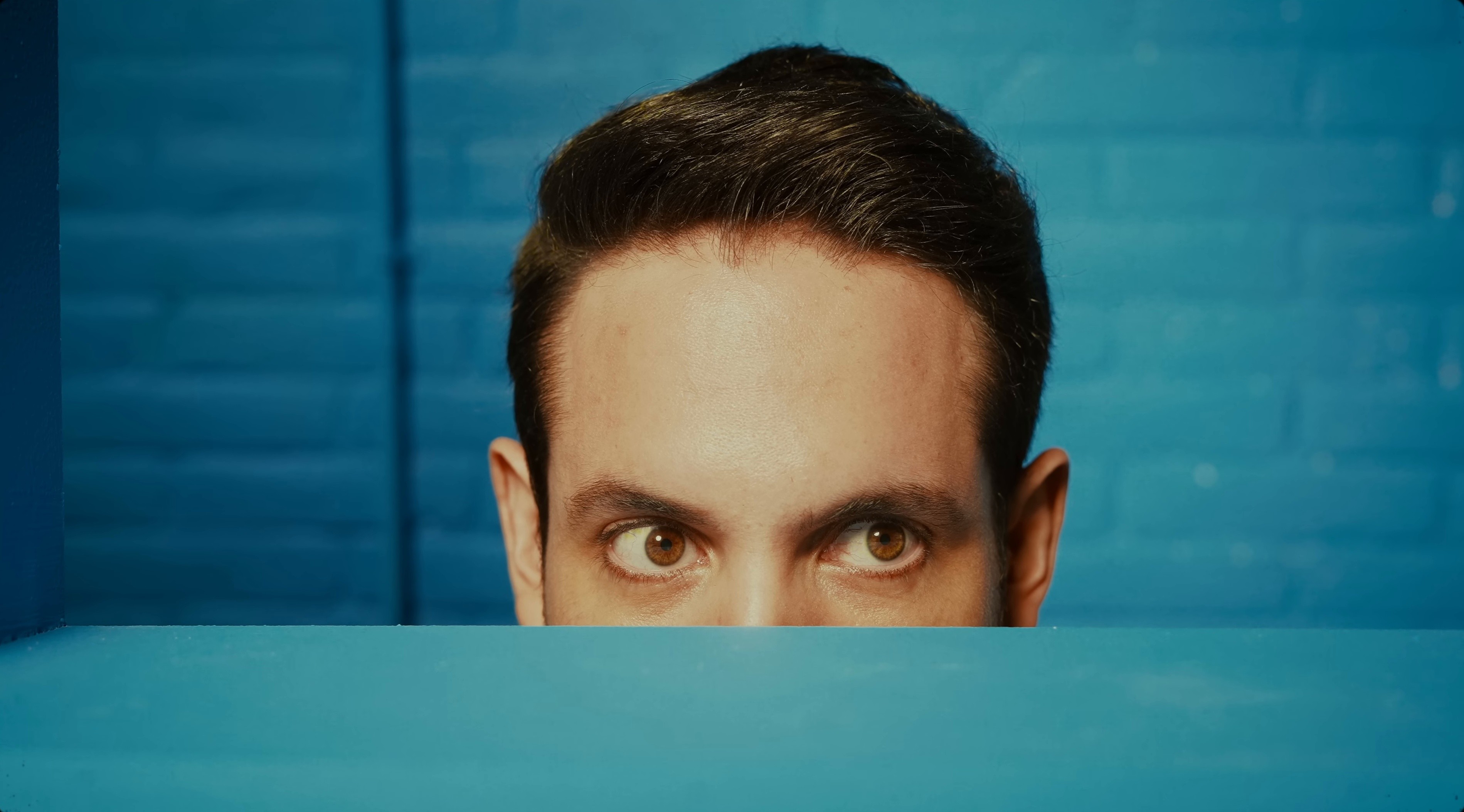 Tú Escríbeme (2025) —  shot,  lighting