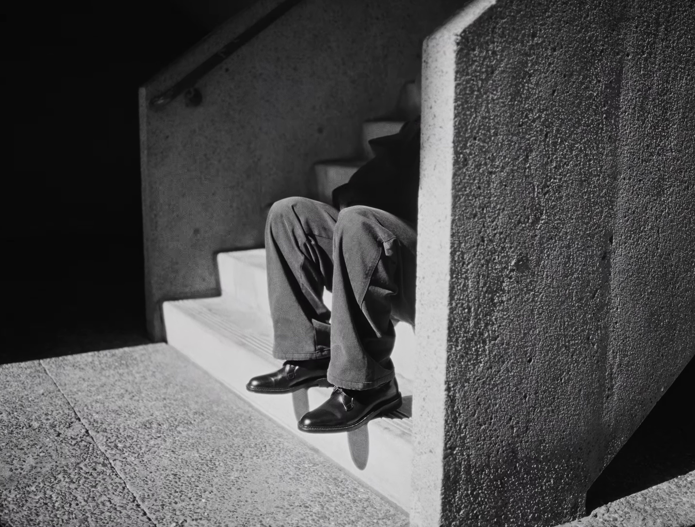 luther (2025) —  shot,  lighting